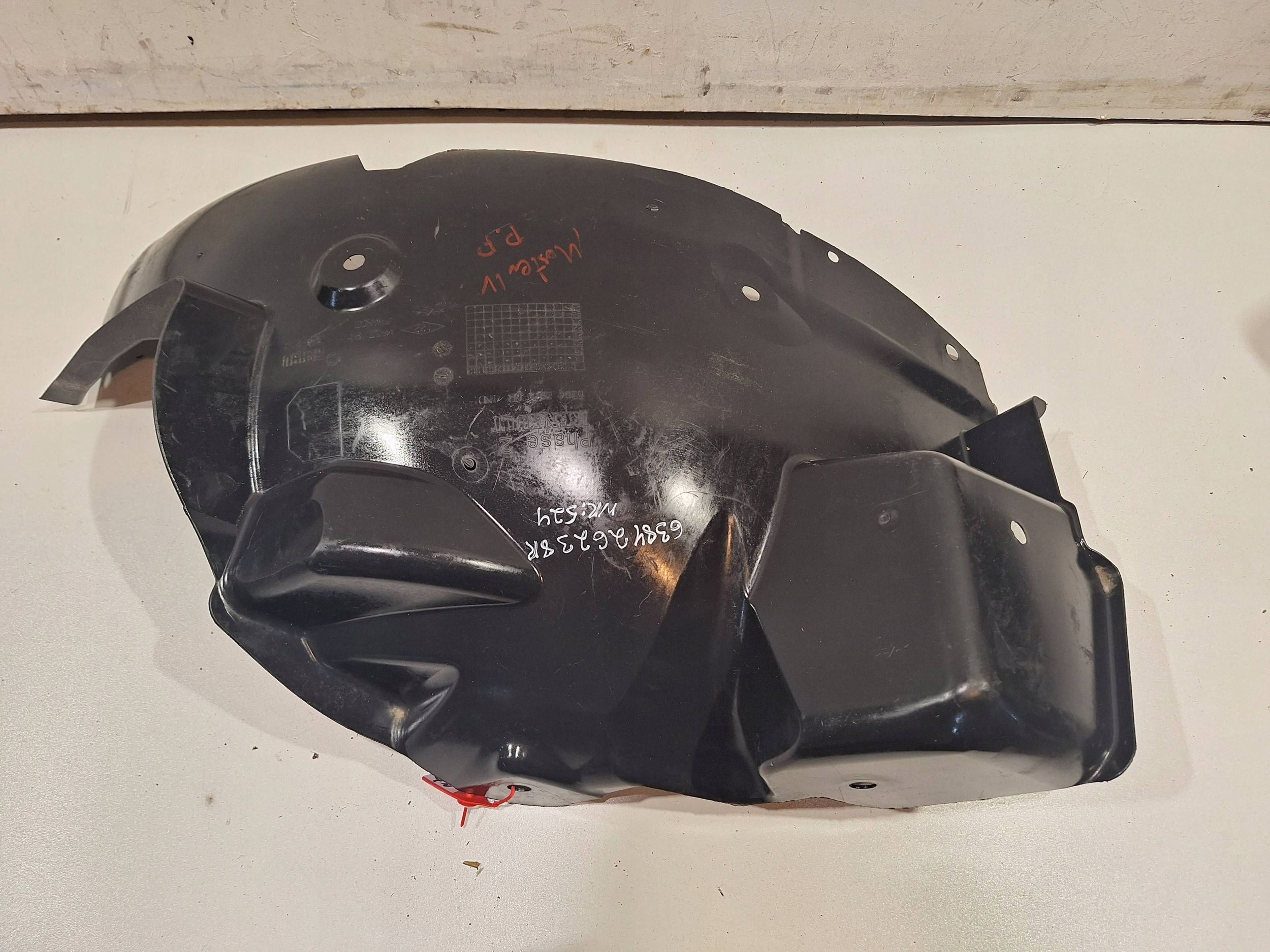 mudguard front right rear part 638426233R RENAULT MASTER III IV 19