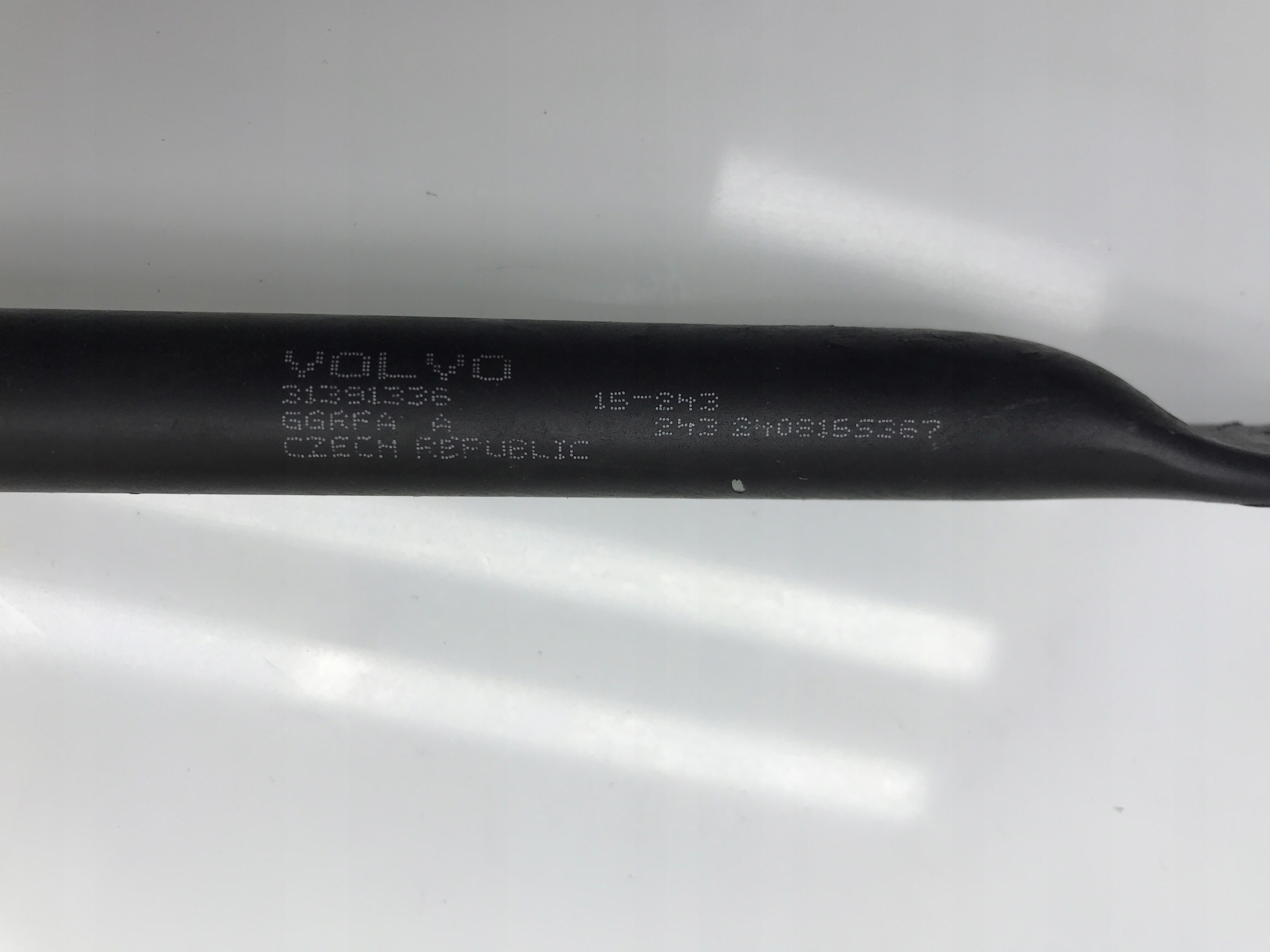 VOLVO XC90 II WSPORNIK BELKA PASA PRZEDNIEGO PRAWY Producent części Volvo OE