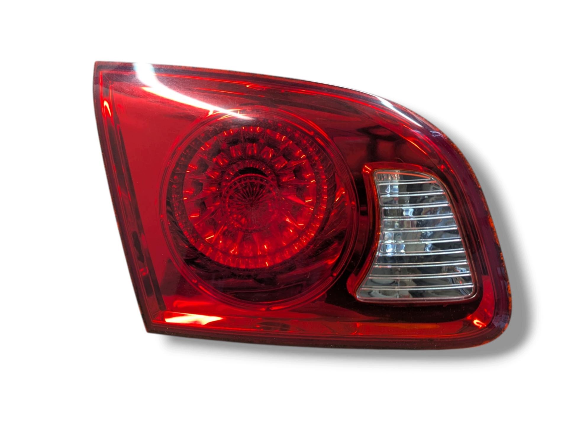 light rear to the bonnet left side Hyundai Santa Fe 2 CM 2009 92405-2B000