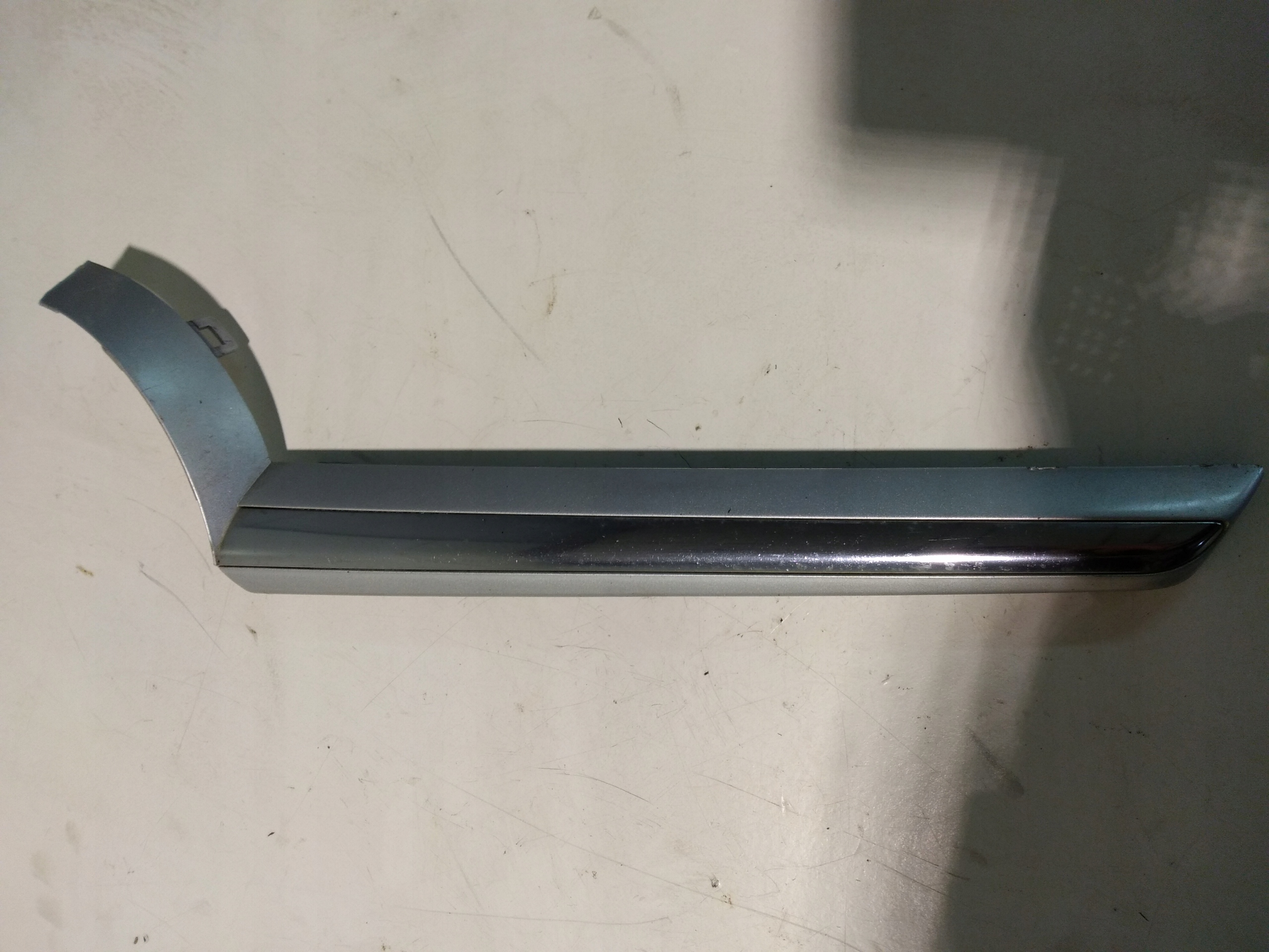 MERCEDES W251 moulding grille CHROM GRILA