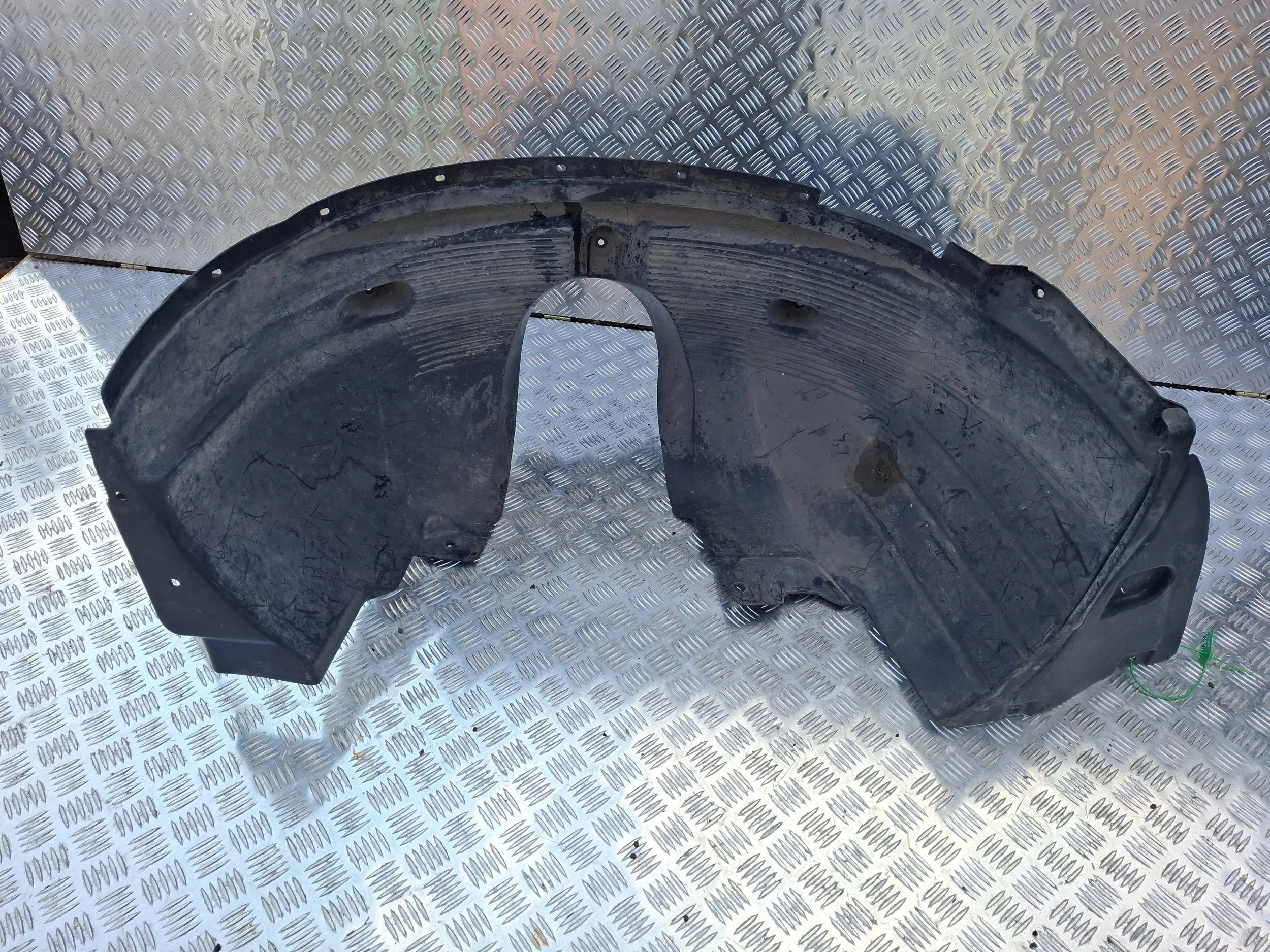 mudguard right front 3400054 BMW X3 E83