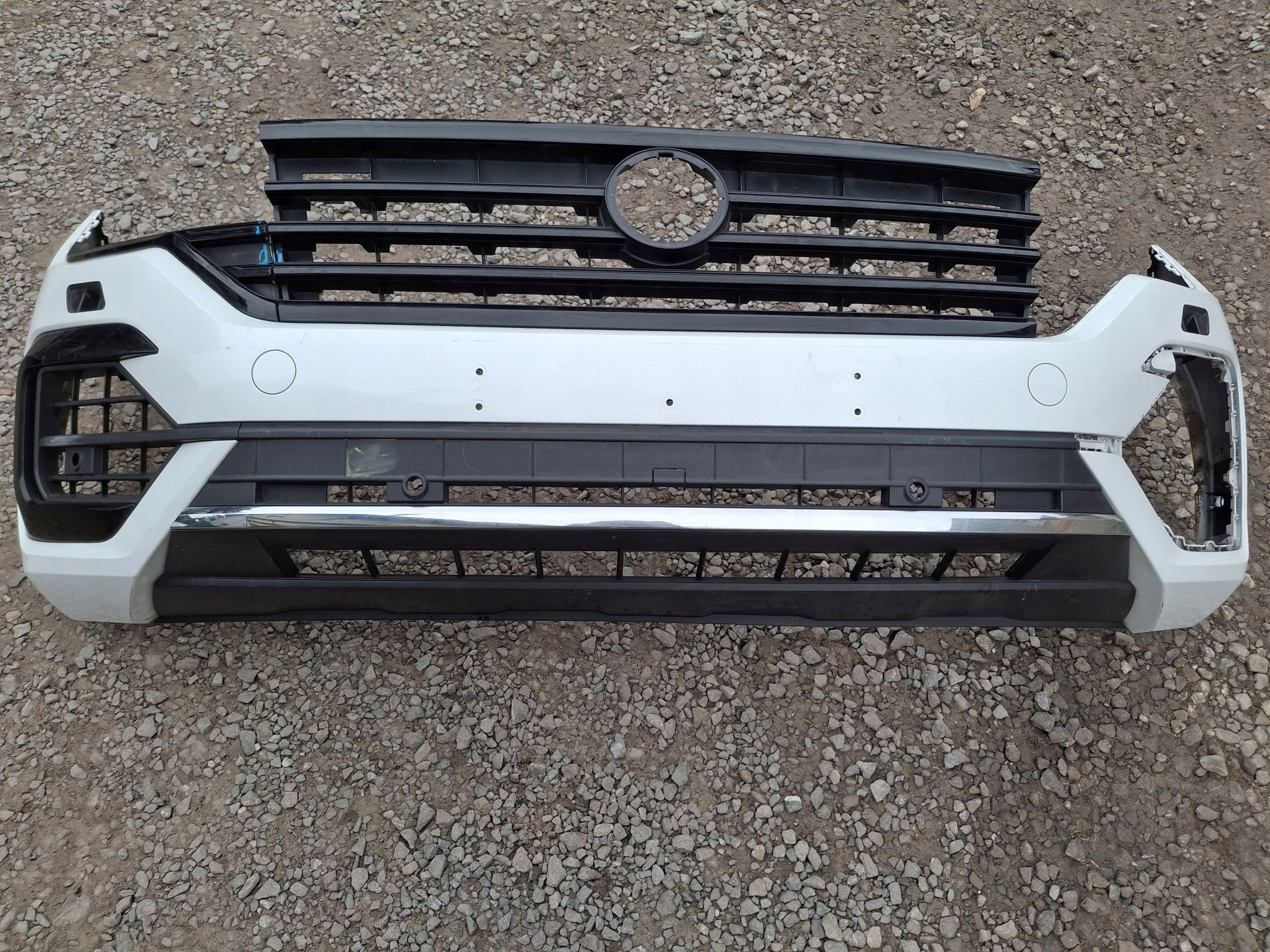front bumper VW TOUAREG III R-LINE 2018R->