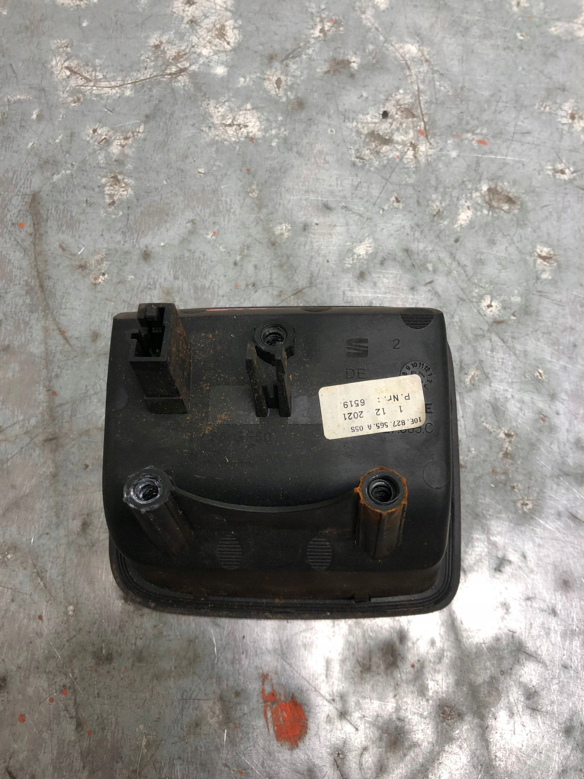 bracket handle bonnet boot CUPRA BORN 10E827565A