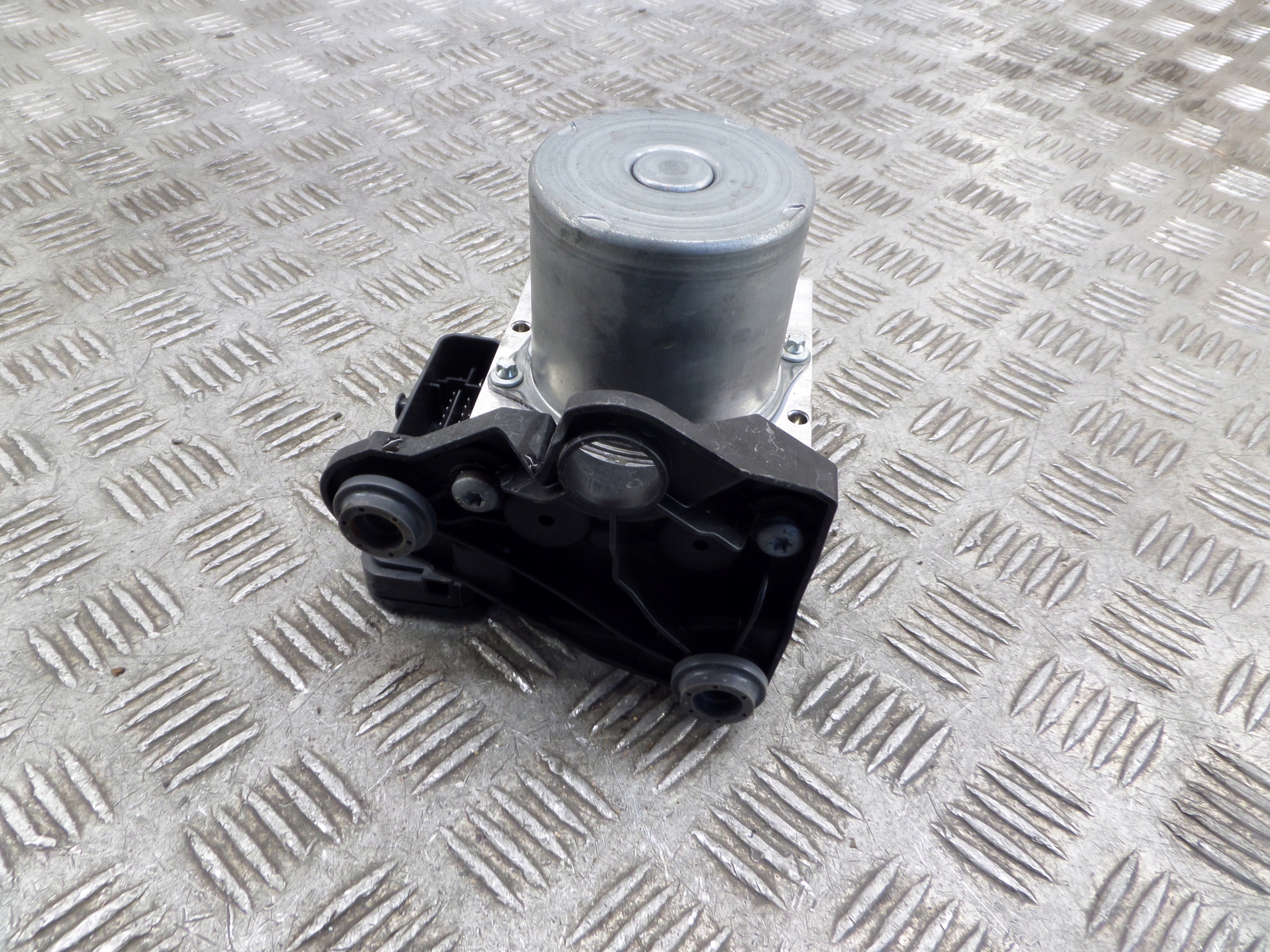 pump ABS VW SKODA SEAT 2Q0614517AP