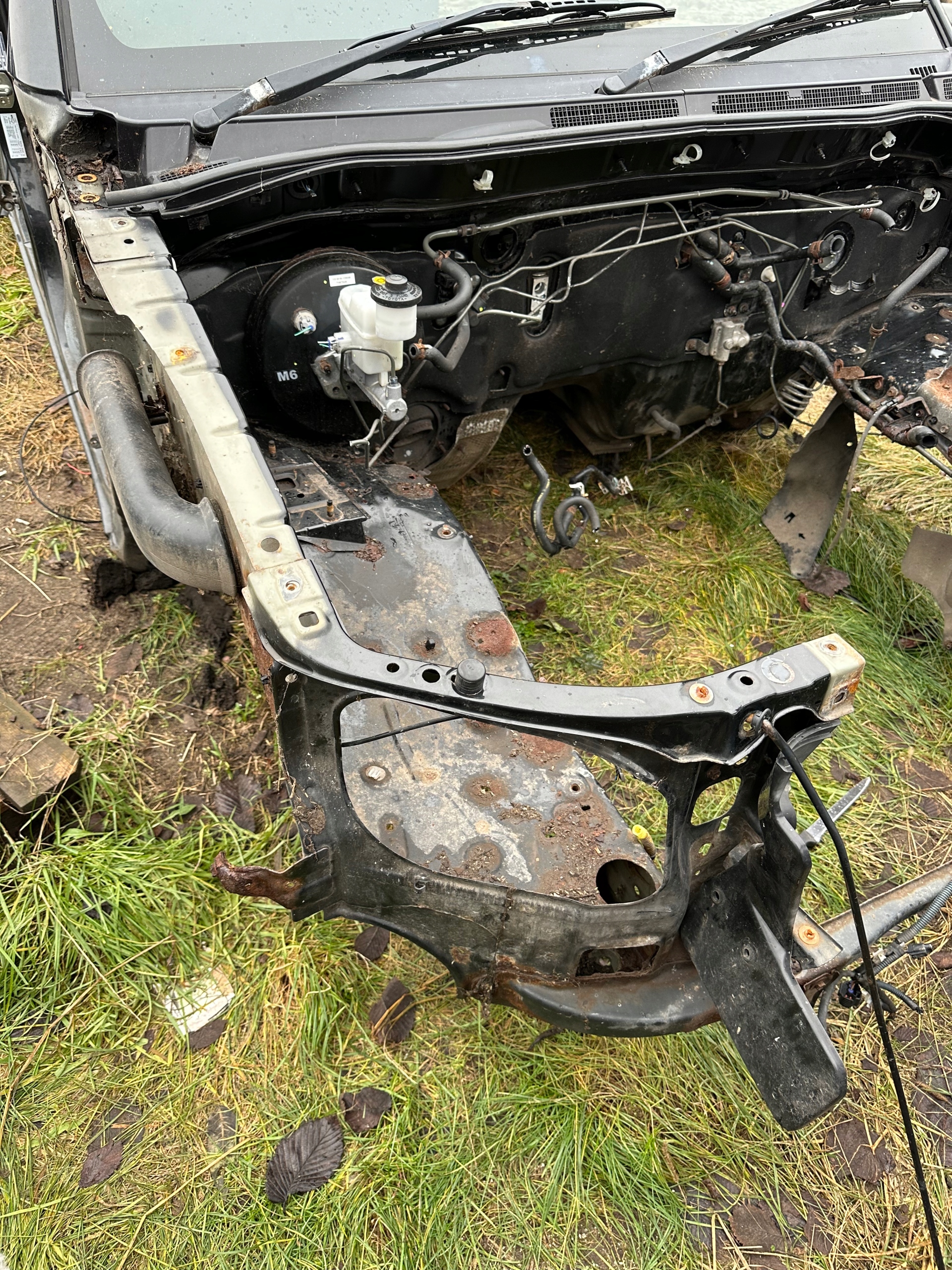 TOYOTA HILUX VII ĆWIARTKA LEWA PRAWA 2005-2015 Producent części Toyota OE