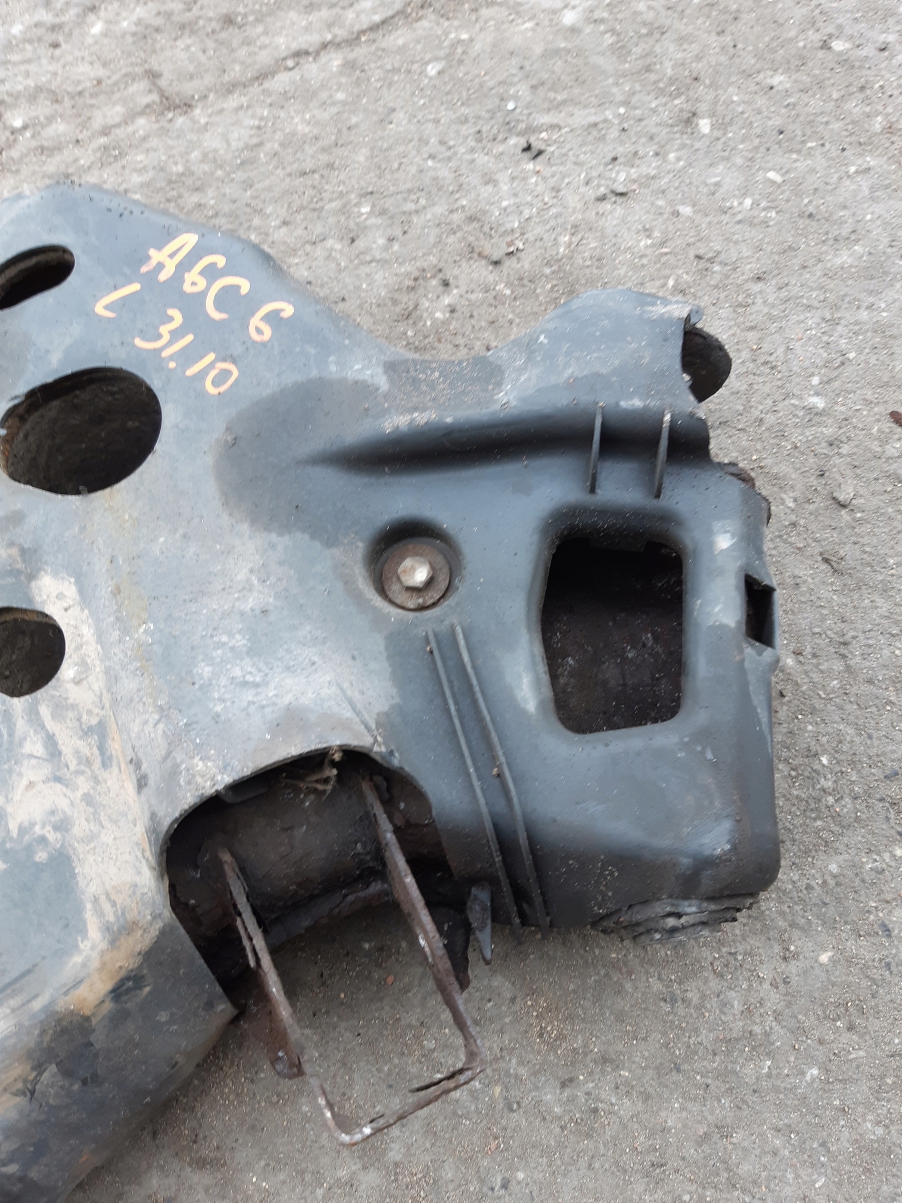 AUDI A6 C6 Querlenker hinten links heck links