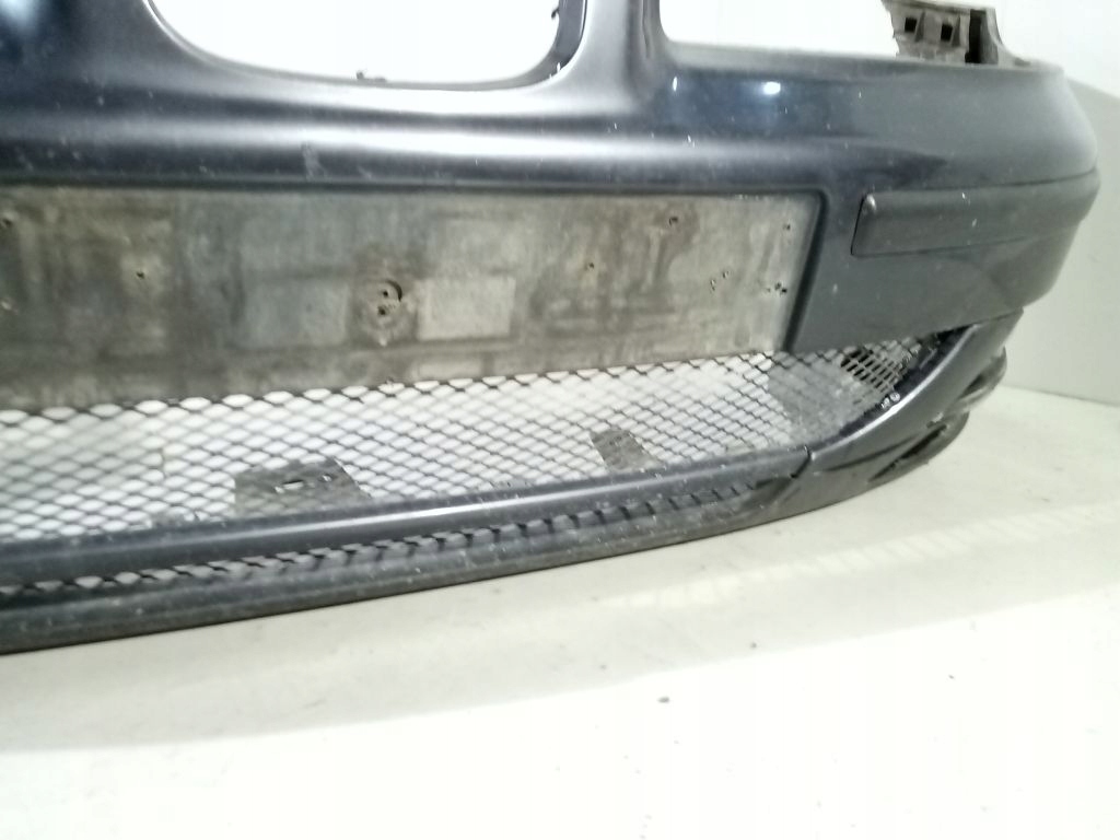 Seat Leon and bumper front front LC7U
