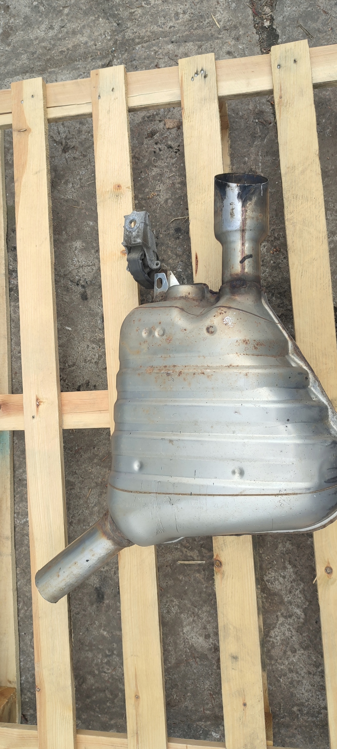 exhaust silencer Audi A4 B8 8K0253611BB