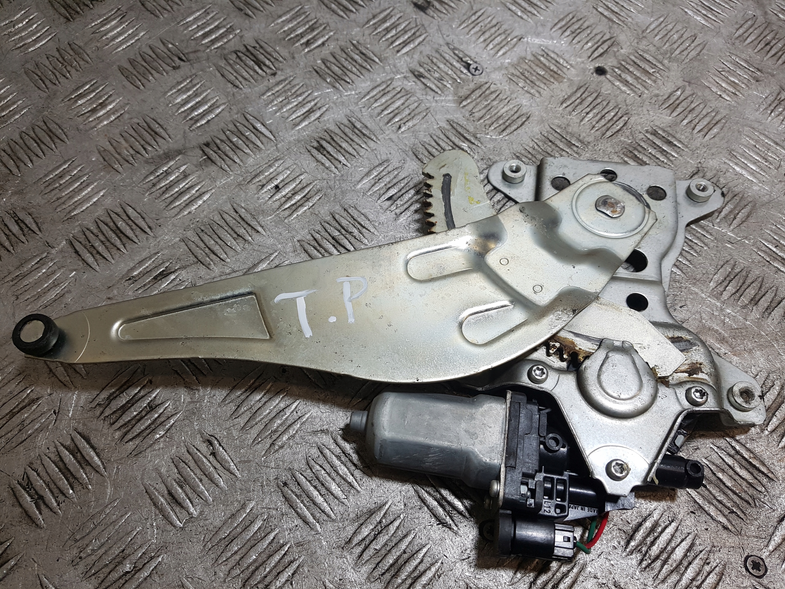Mécanisme Vitres Droite Arrière SUZUKI SWIFT 4 83530-63J00