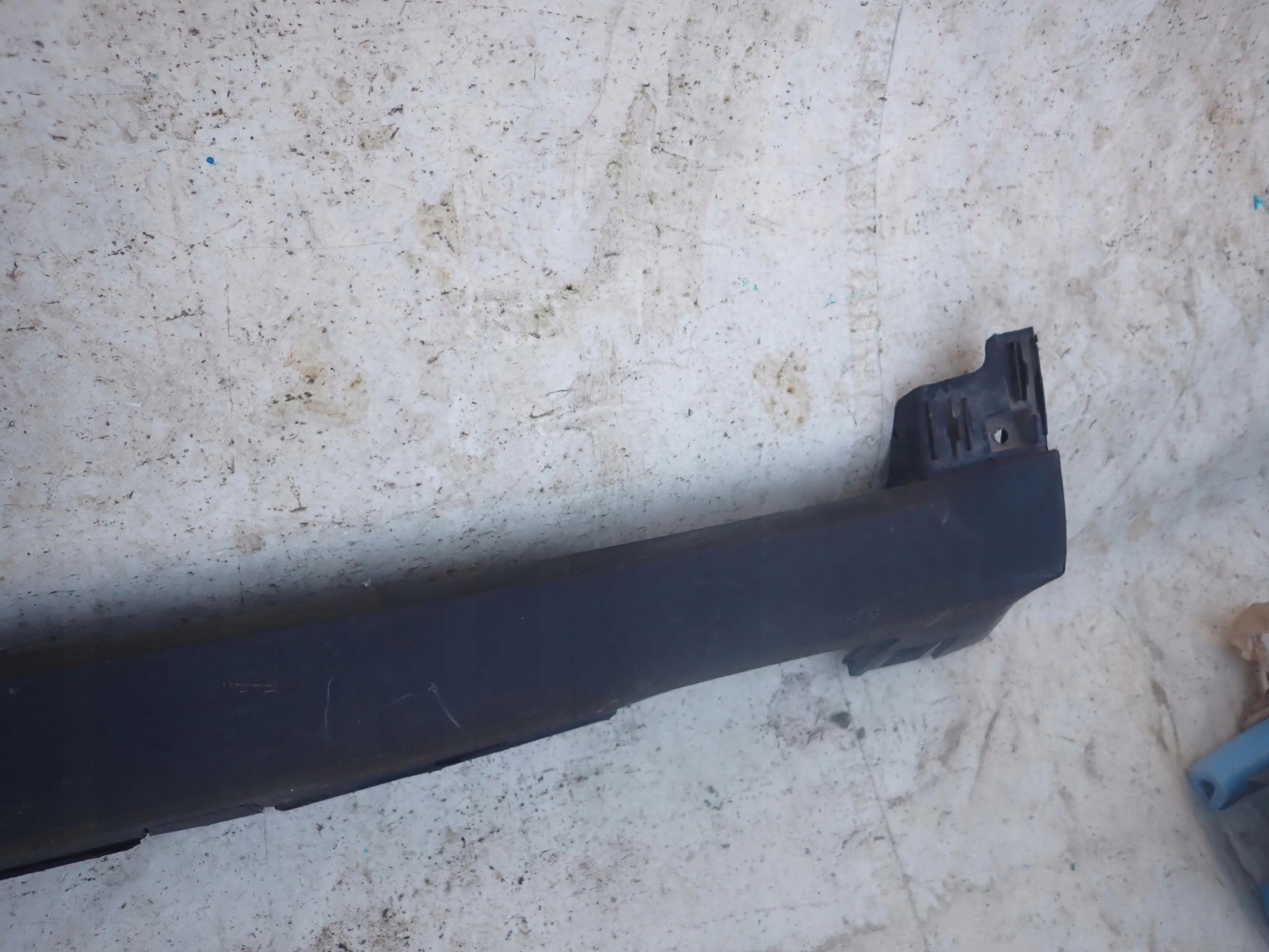 TESLA X 15- moulding threshold right threshold right