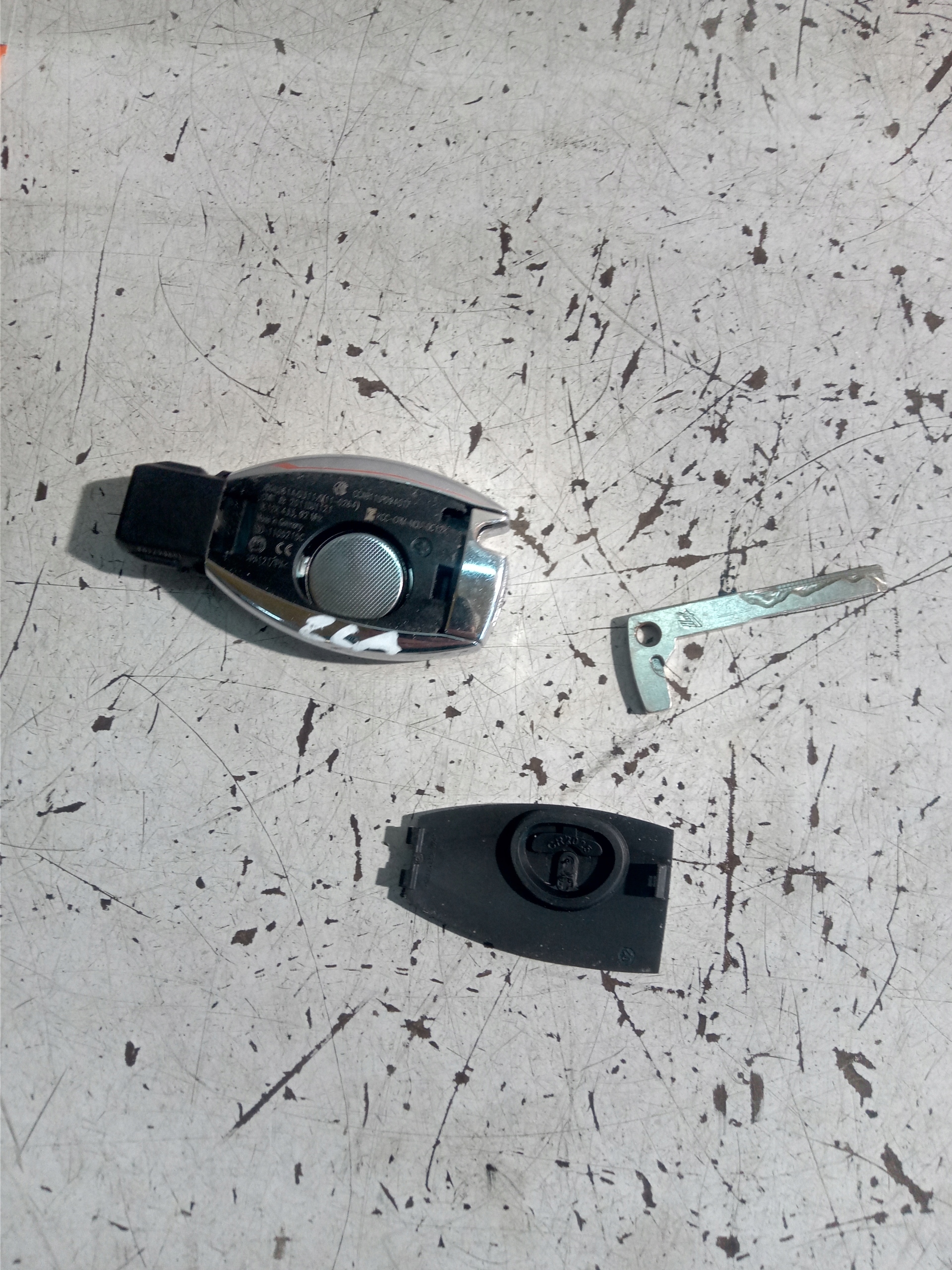 MERCEDES W117 CLA KLUCZYK PILOT Producent części Mercedes-Benz OE