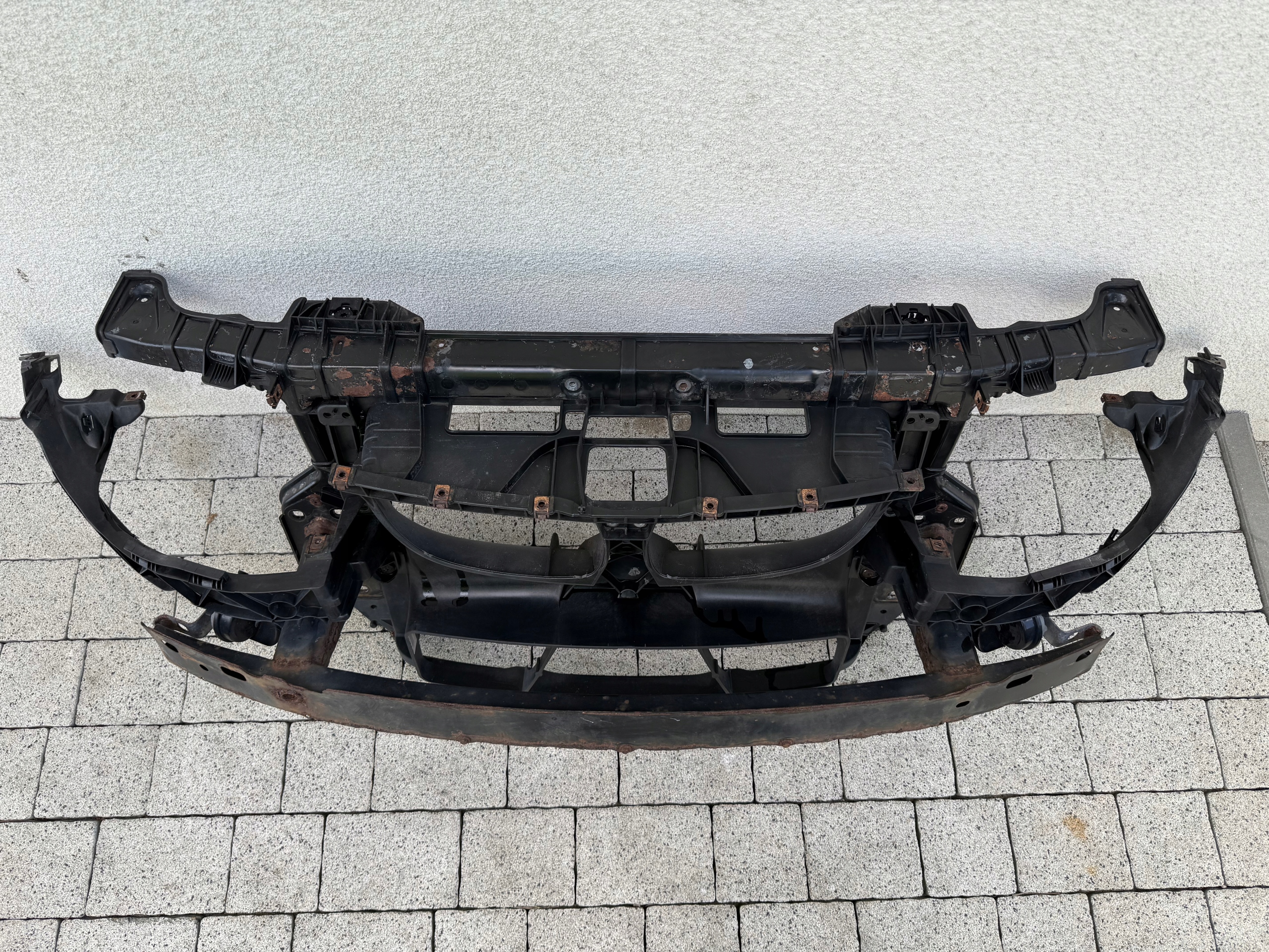 BMW 1 E81 E87 support panel for radiators pillar iron sider original