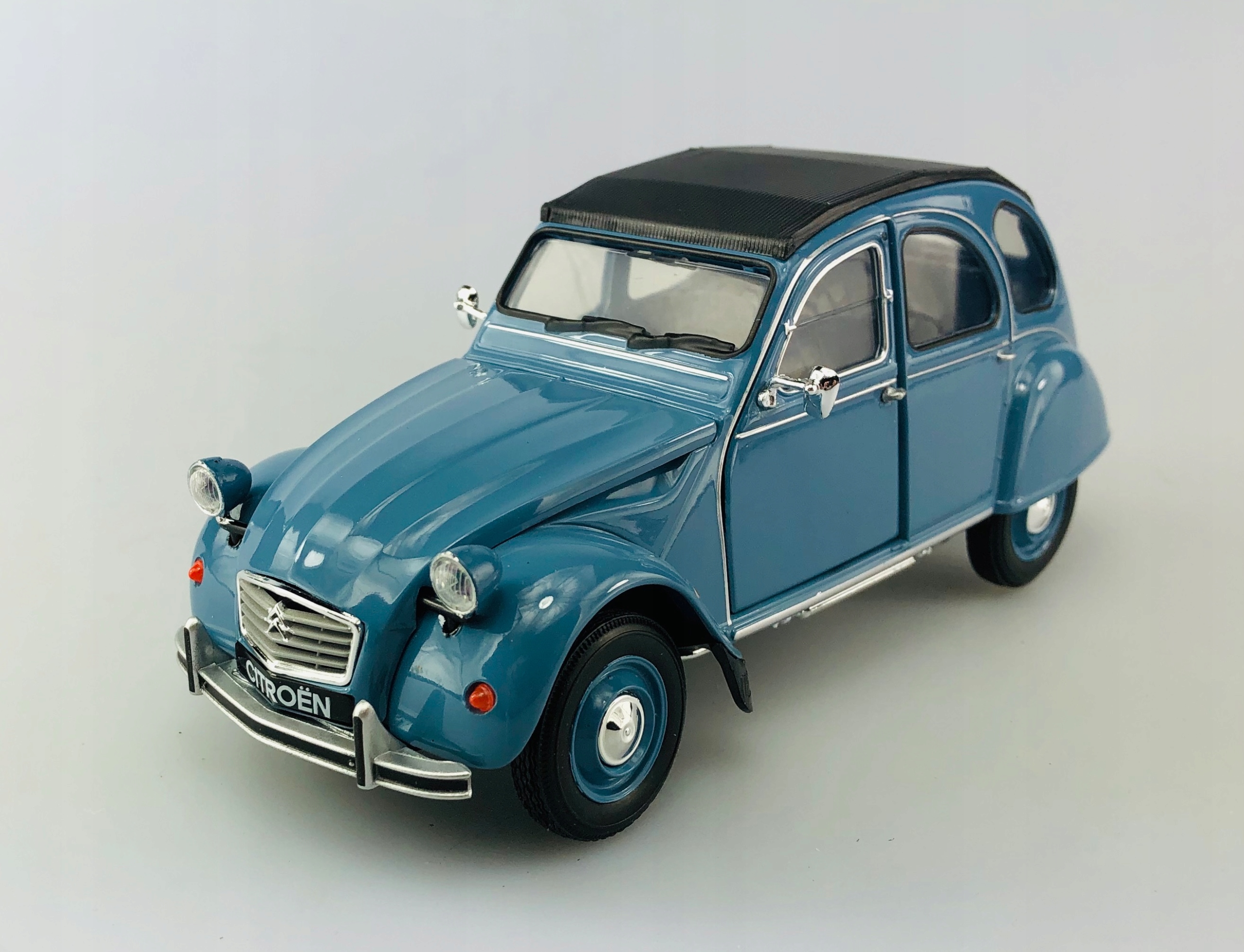 Welly Citroen 2CV Modrá 1:24 Kovový Nový Model 24009