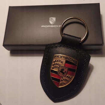 Kľúčenka Porsche kožená, originálna, vyrobená v Nemecku