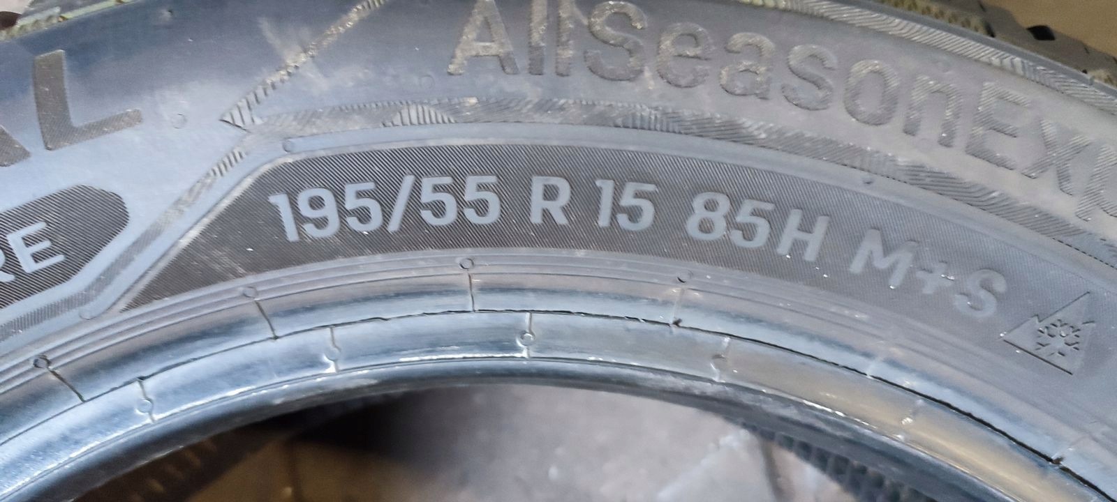 gomma Uniroyal AllSeasonExpert 2 195/55R15 85H