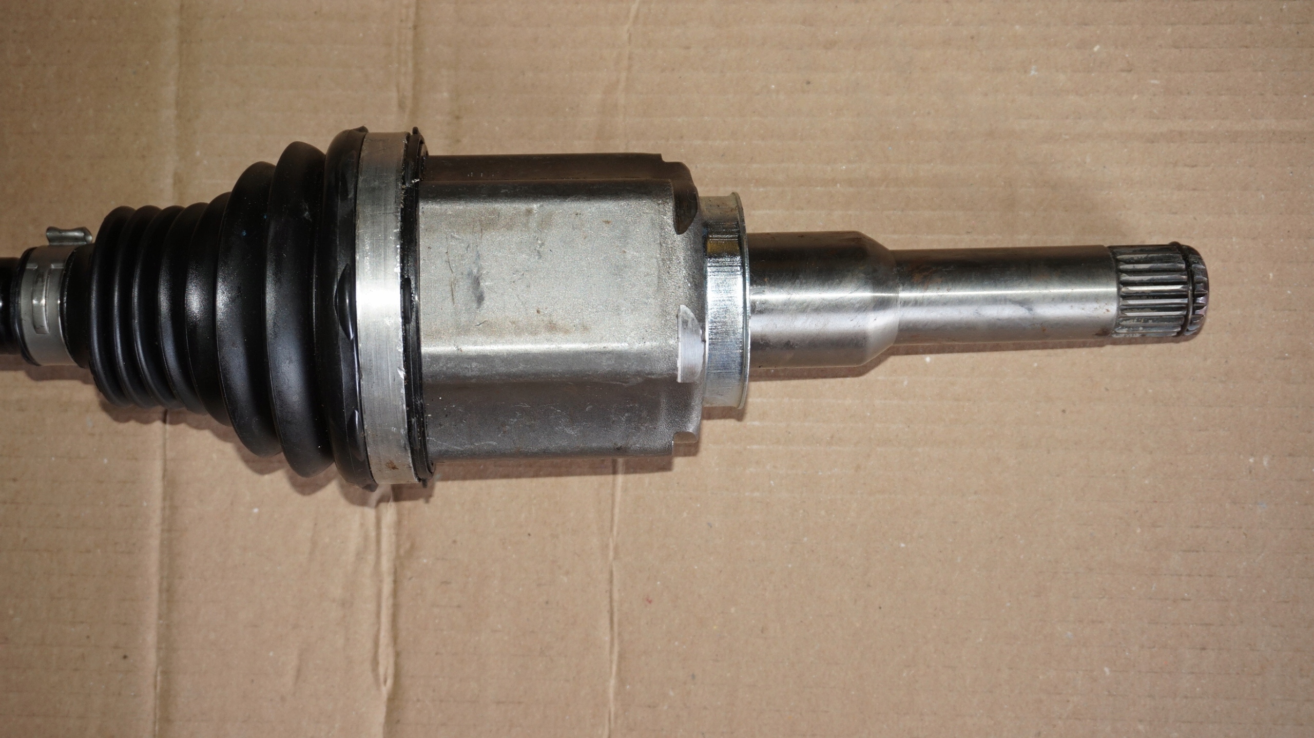 semi-axis left 39040806 ABTN Opel Corsa 1.4 0km