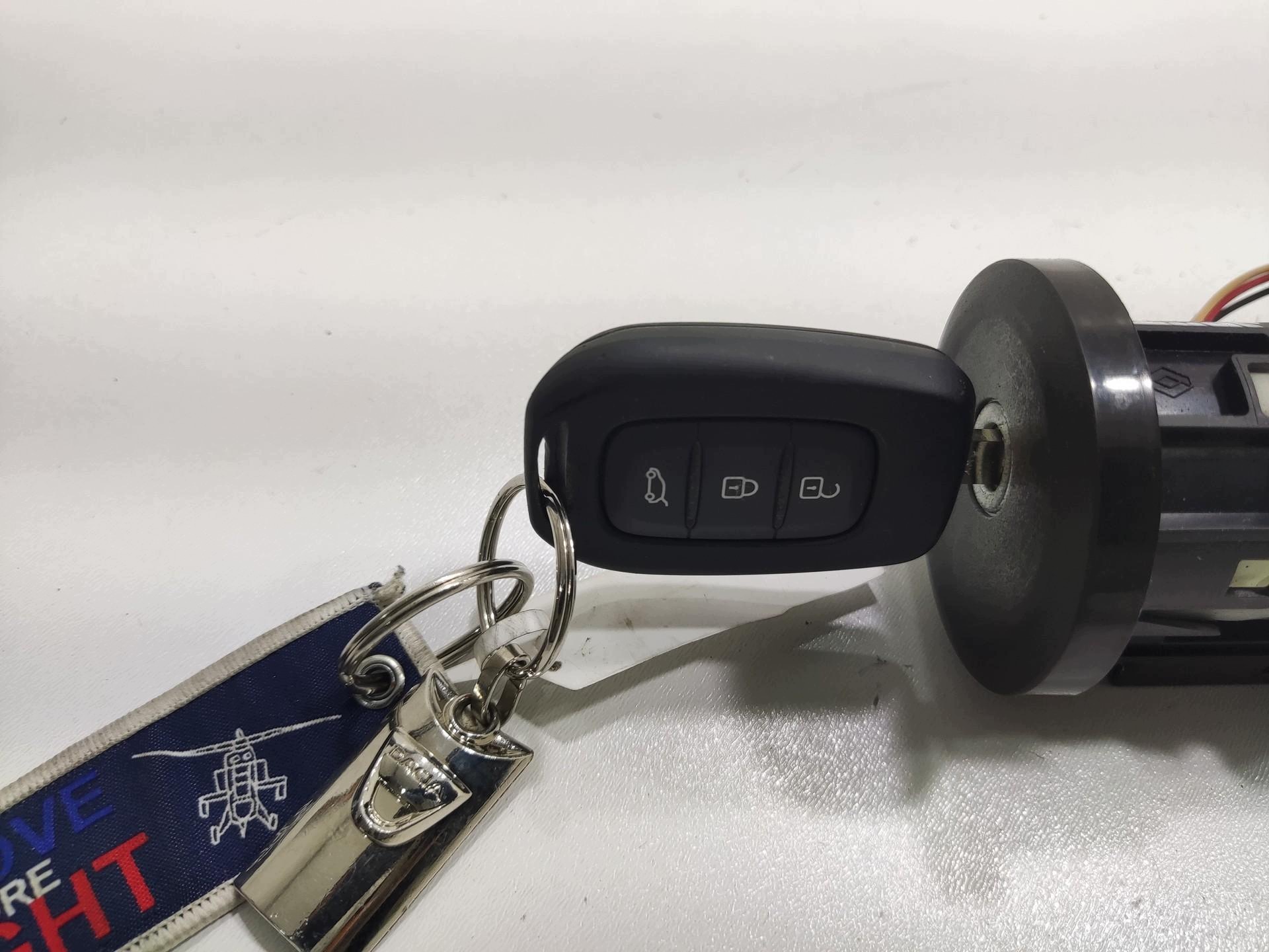 ignition key PILOT DACIA SANDERO III 2021-2025 806015619R