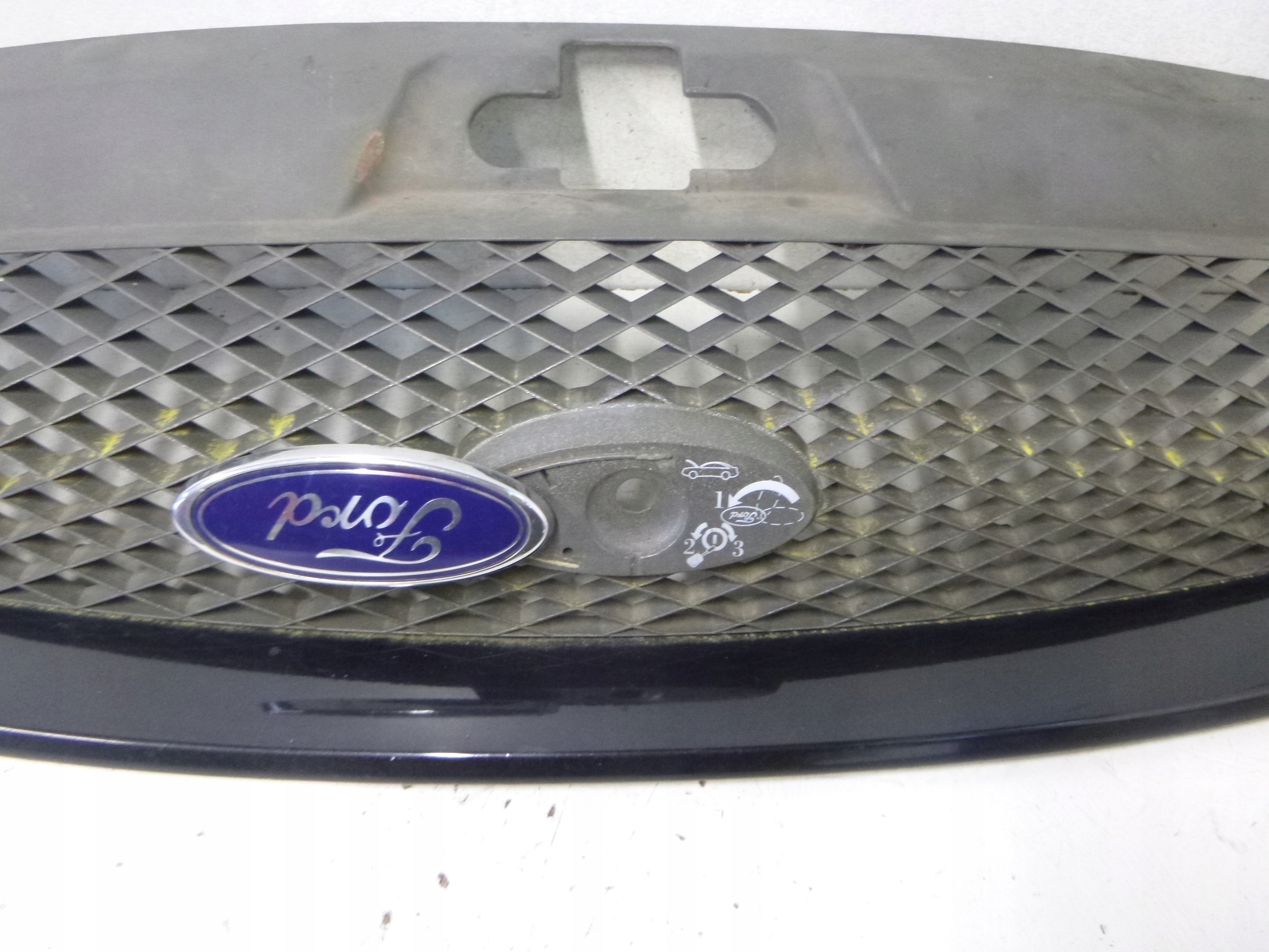 GRILL GRILL FORD MONDEO III 2003R. G0