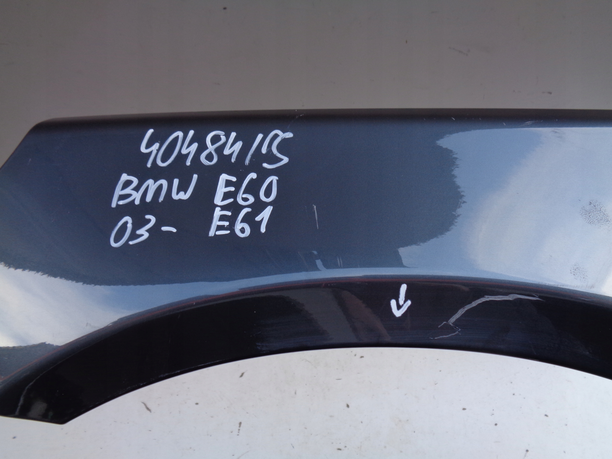 blatník levý přední BMW E60 E61 03- NR 40484