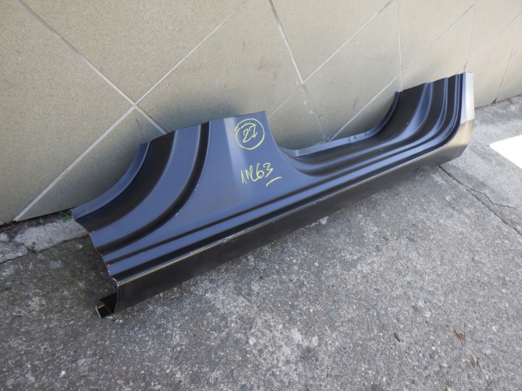 SKODA SUPERB 3 III 3V0 3V5 3V9 15- threshold left