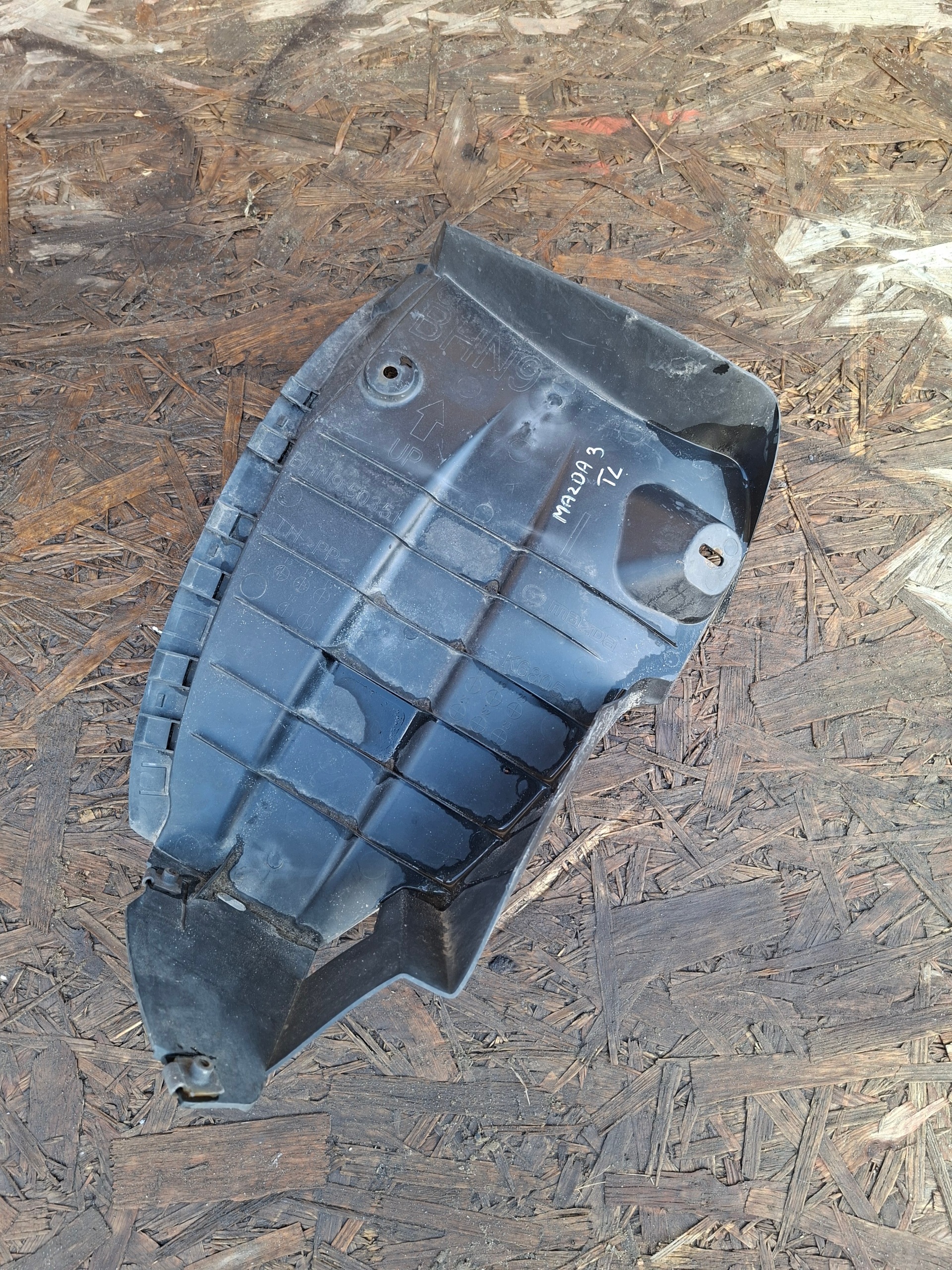 mudguard rear part rear. left MAZDA 3 BHN950351
