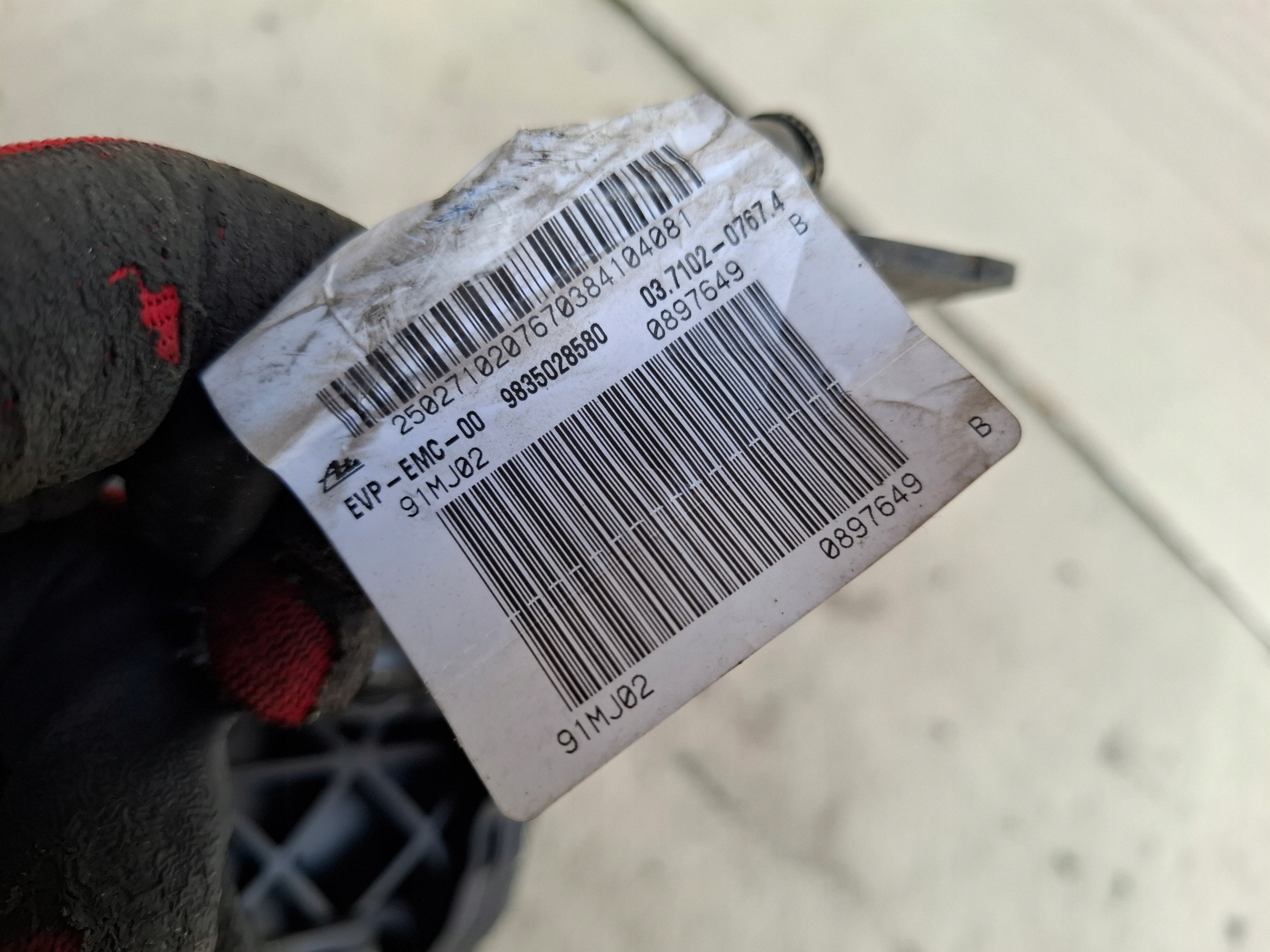 pump VACUM electrical PEUGEOT 9835028580