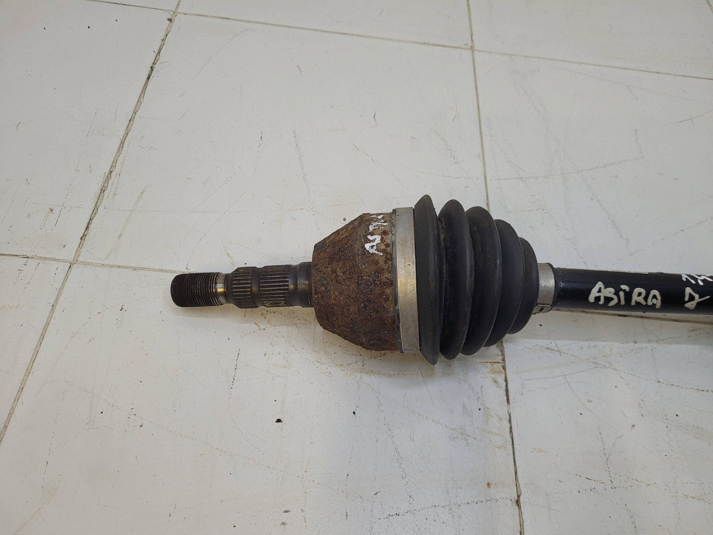 OPEL ASTRA IV J 1.4 T A14NET semi-axis left front front 13271555