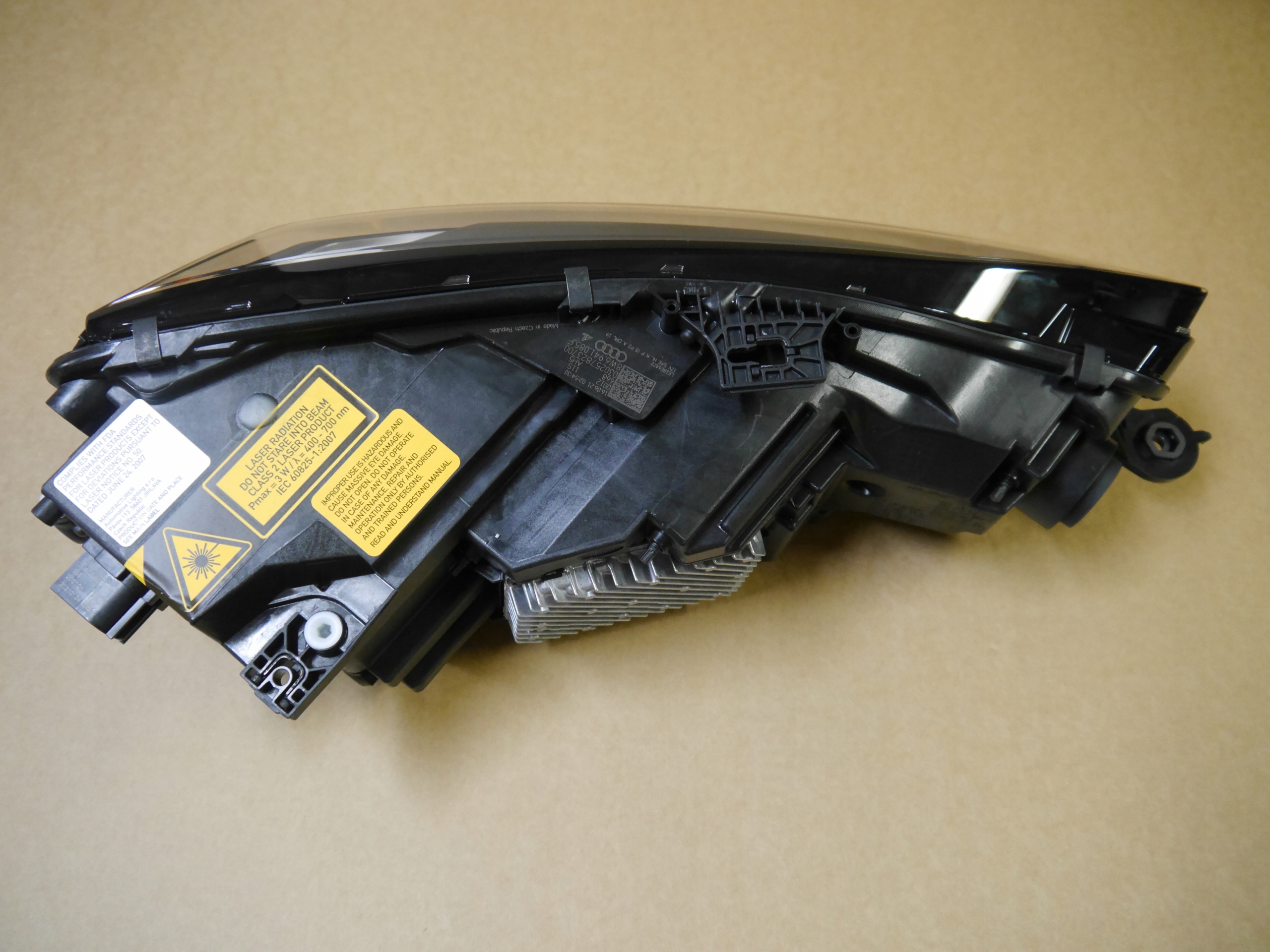 AUDI RS5 A5 8W LAMPA DIODOWA LASER 8W6941085F Typ samochodu Samochody osobowe