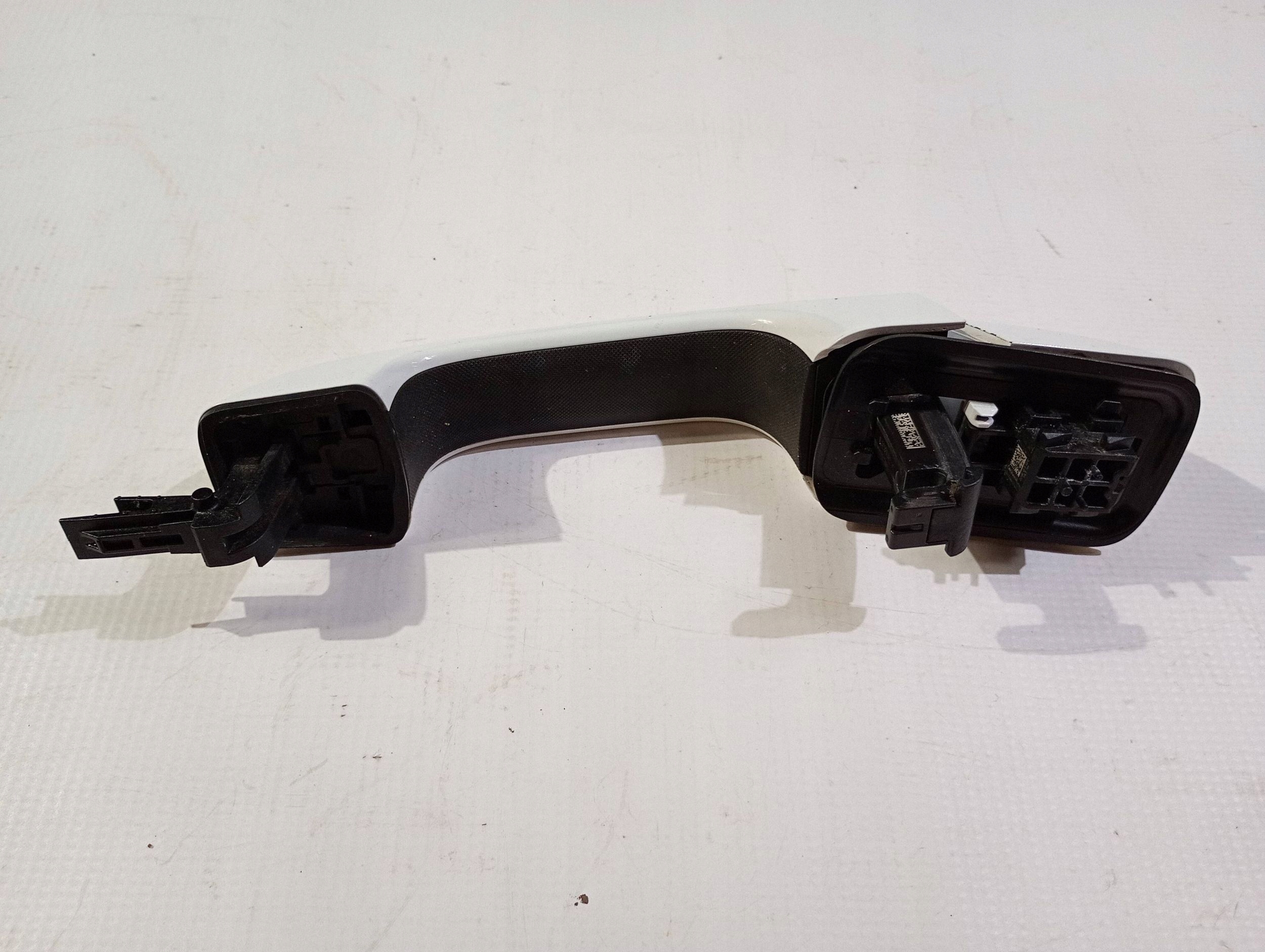 handle exterior door left right Dodge RAM 1500 2019