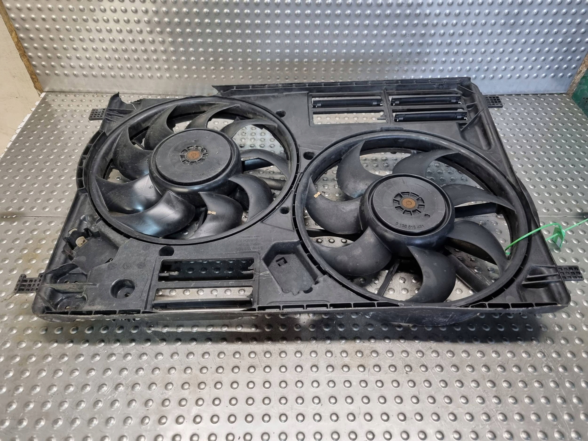 Ventilateurs Radiateur EJ73-8C607-AF FORD KUGA MK2 FOCUS MK3 C-MAX MK2