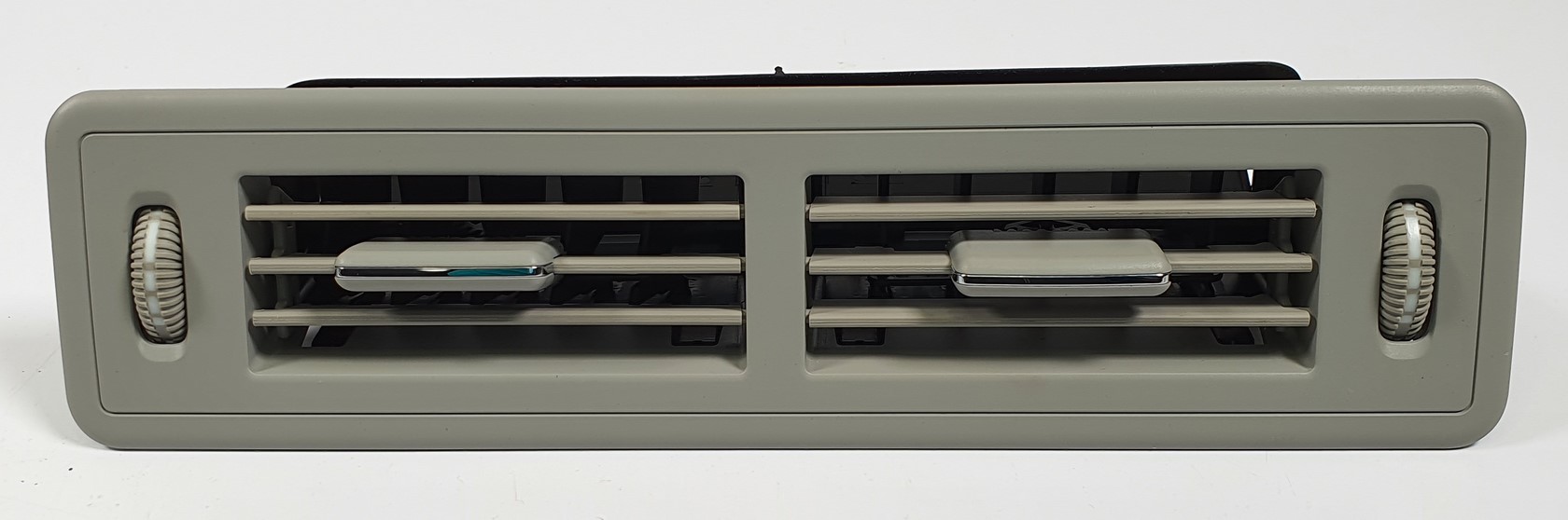 A1648301754 - Вентиляционная решетка потолка MERCEDES GL X164