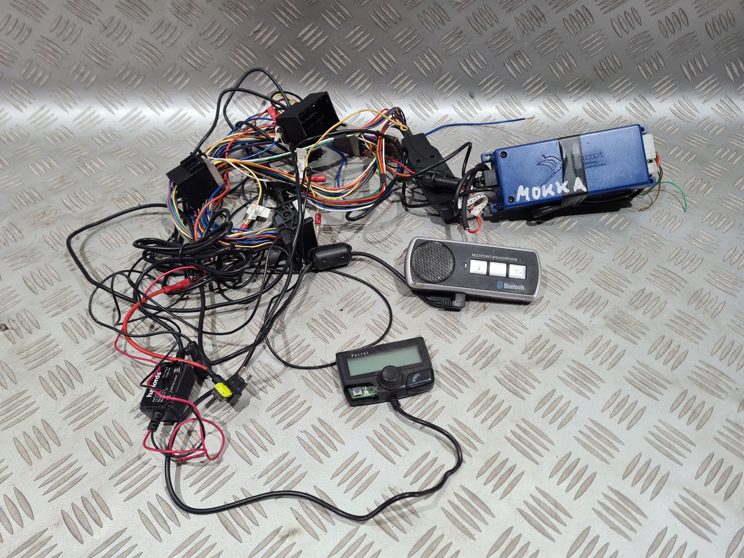 ГРОМКАЯ СВЯЗЬ PARROT OPEL MOKKA