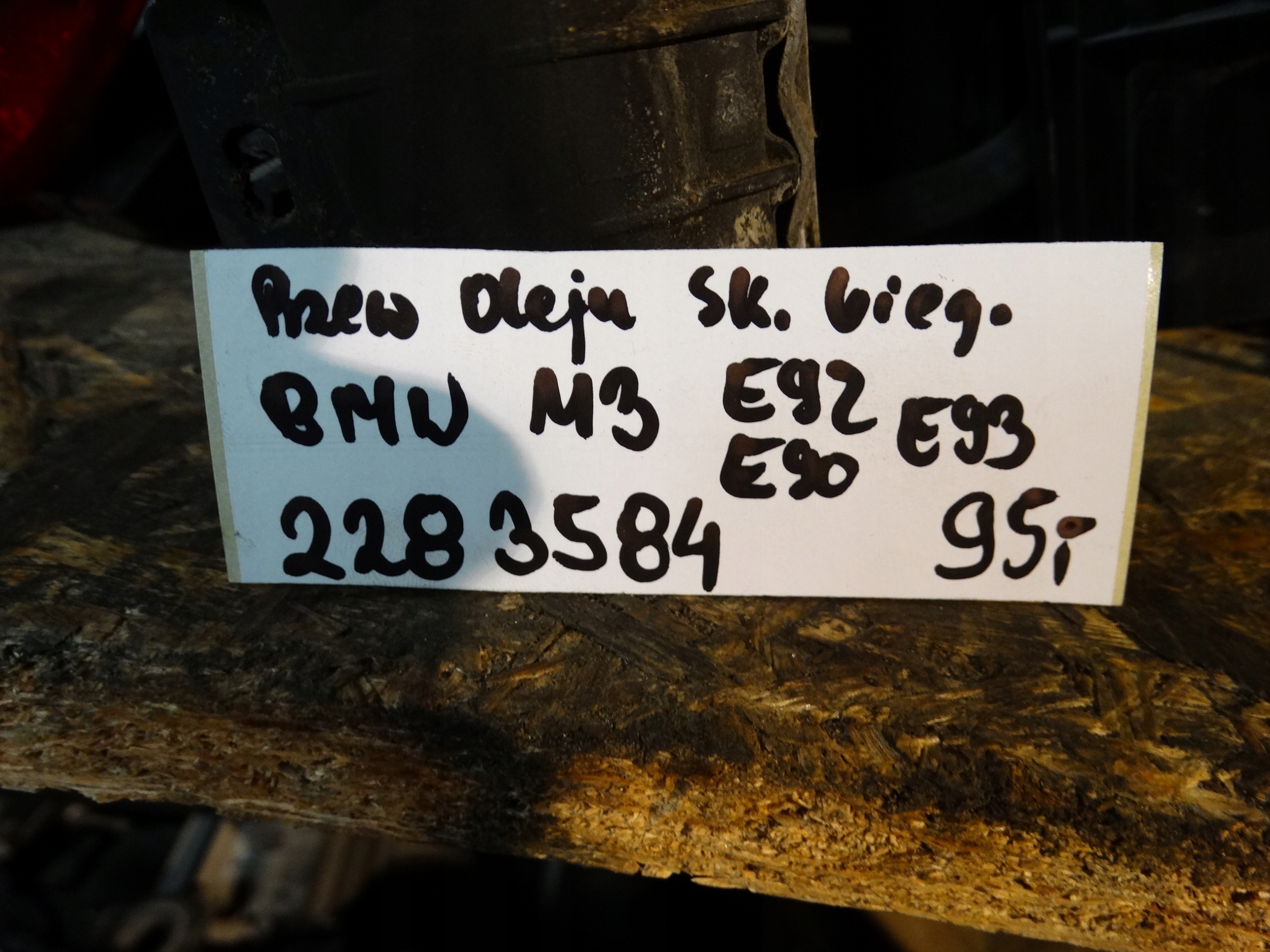 vedení oleji převodovky převodů BMW M3 E92 E90 E93 1