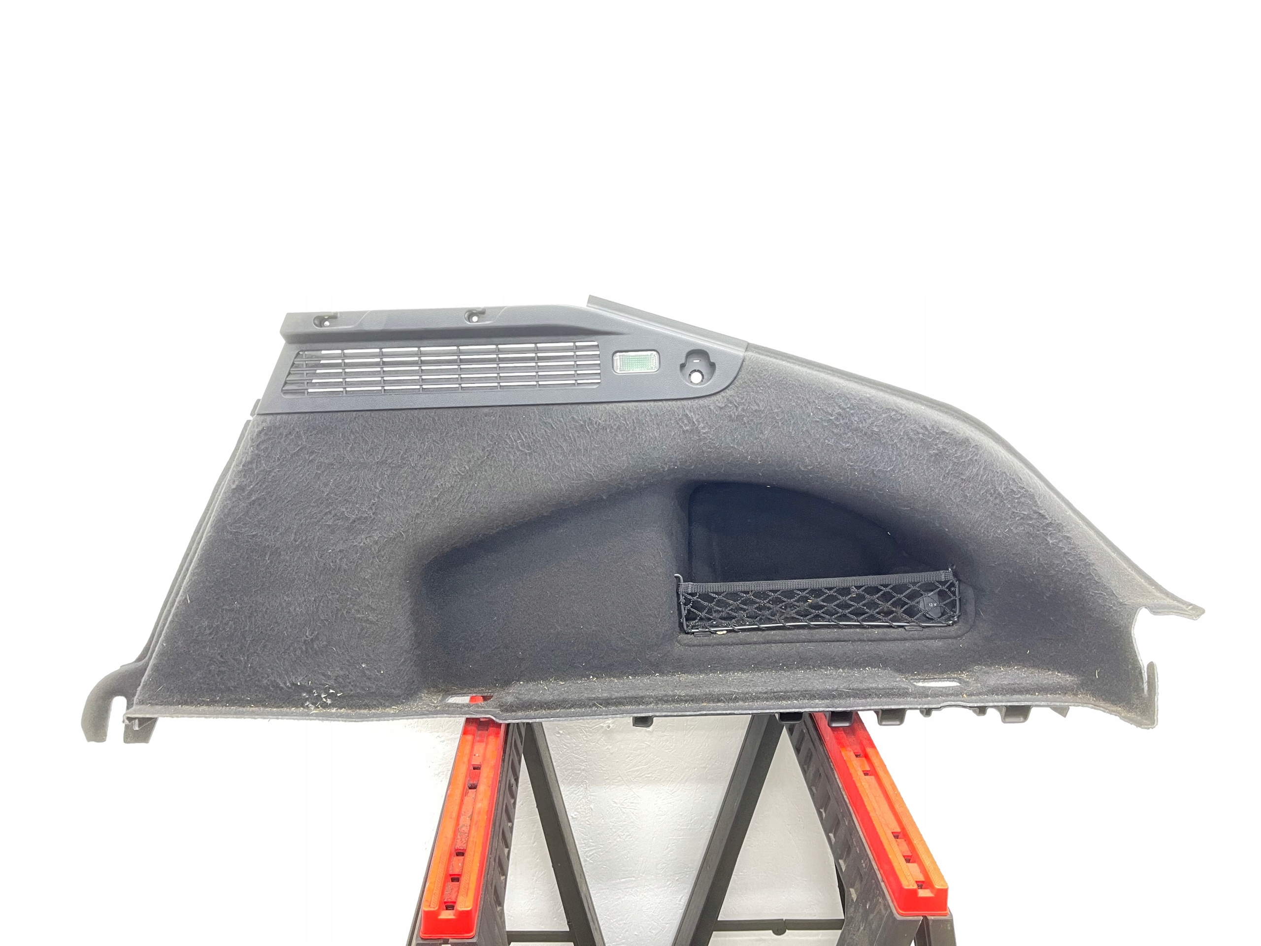 AUDI A7 4G boot upholstery right 4G8863992A