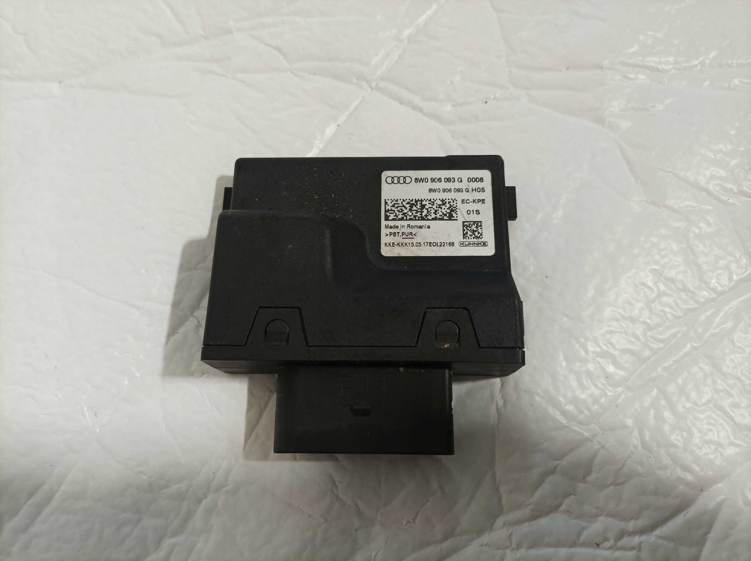 AUDI A4 B9 Bedienteil POMPY des Kraftstoffsbehälters 8W0906093G