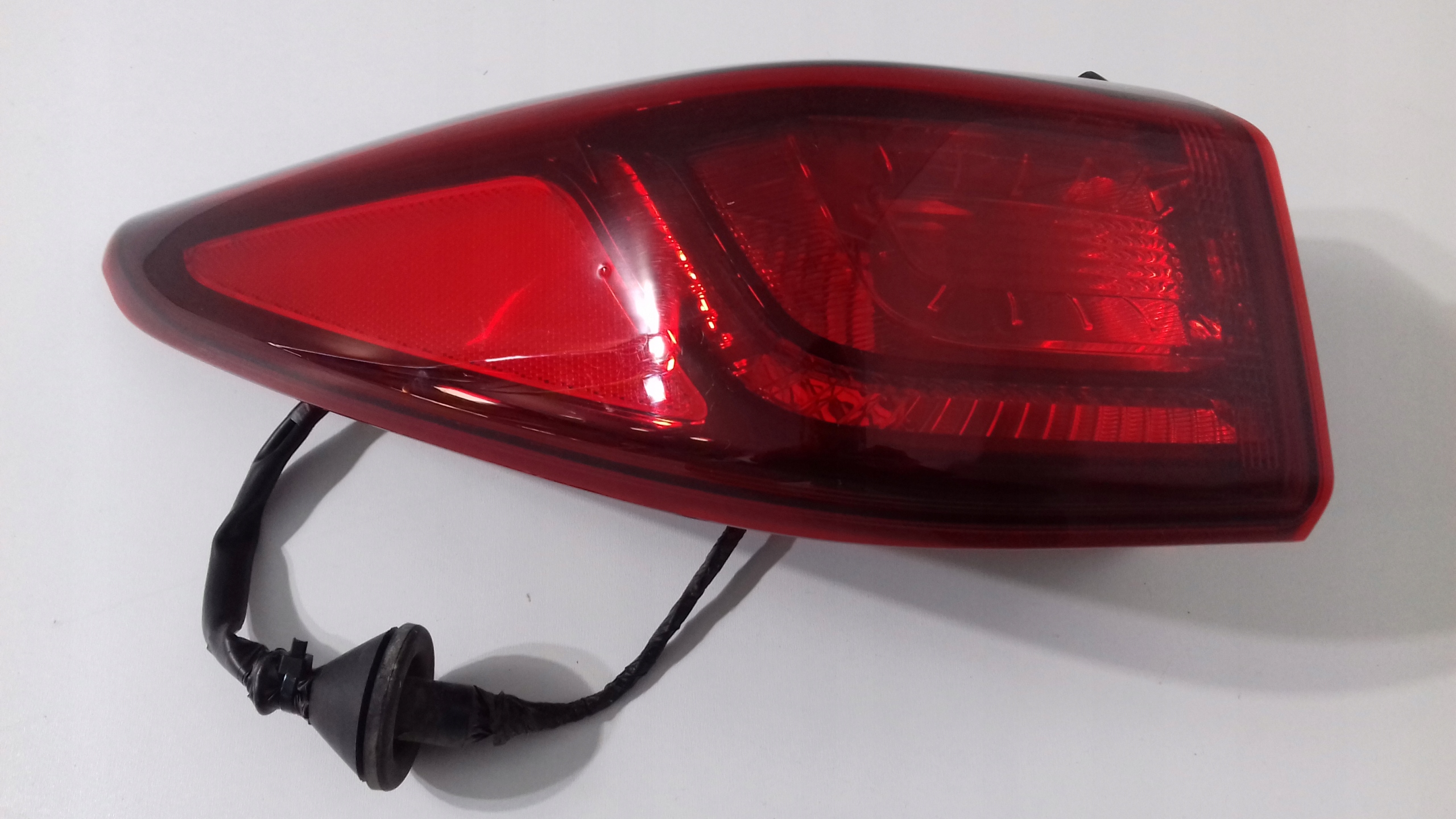 HYUNDAI KONA light rear left 2017 92401-J90
