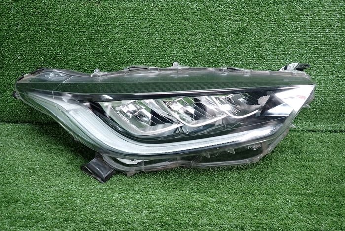 TOYOTA YARIS IV FULL LED 20- reflektor right light right