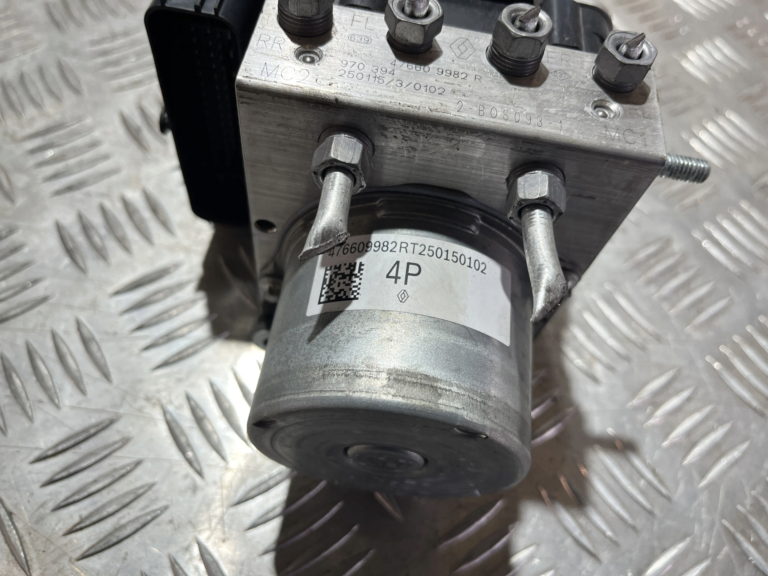 насос ABS renault SYMBIOZ 24- 1.6 E-TECH