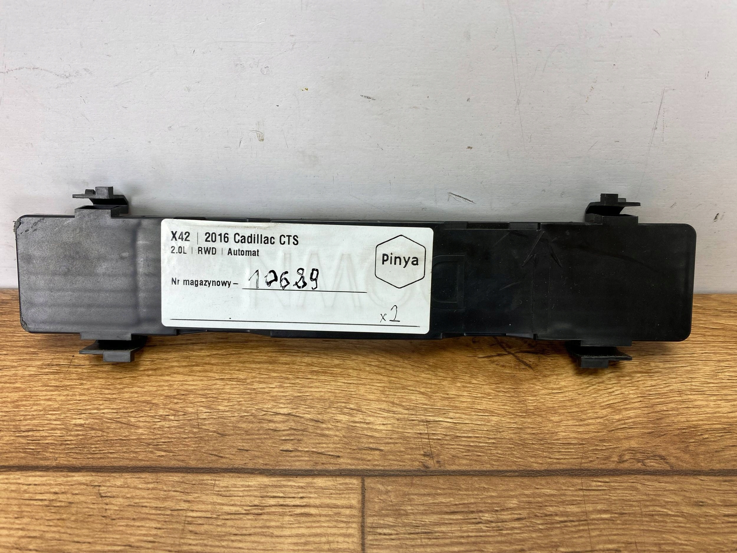 spoiler of a filter, cab Camaro Cadillac CTS III 2014+