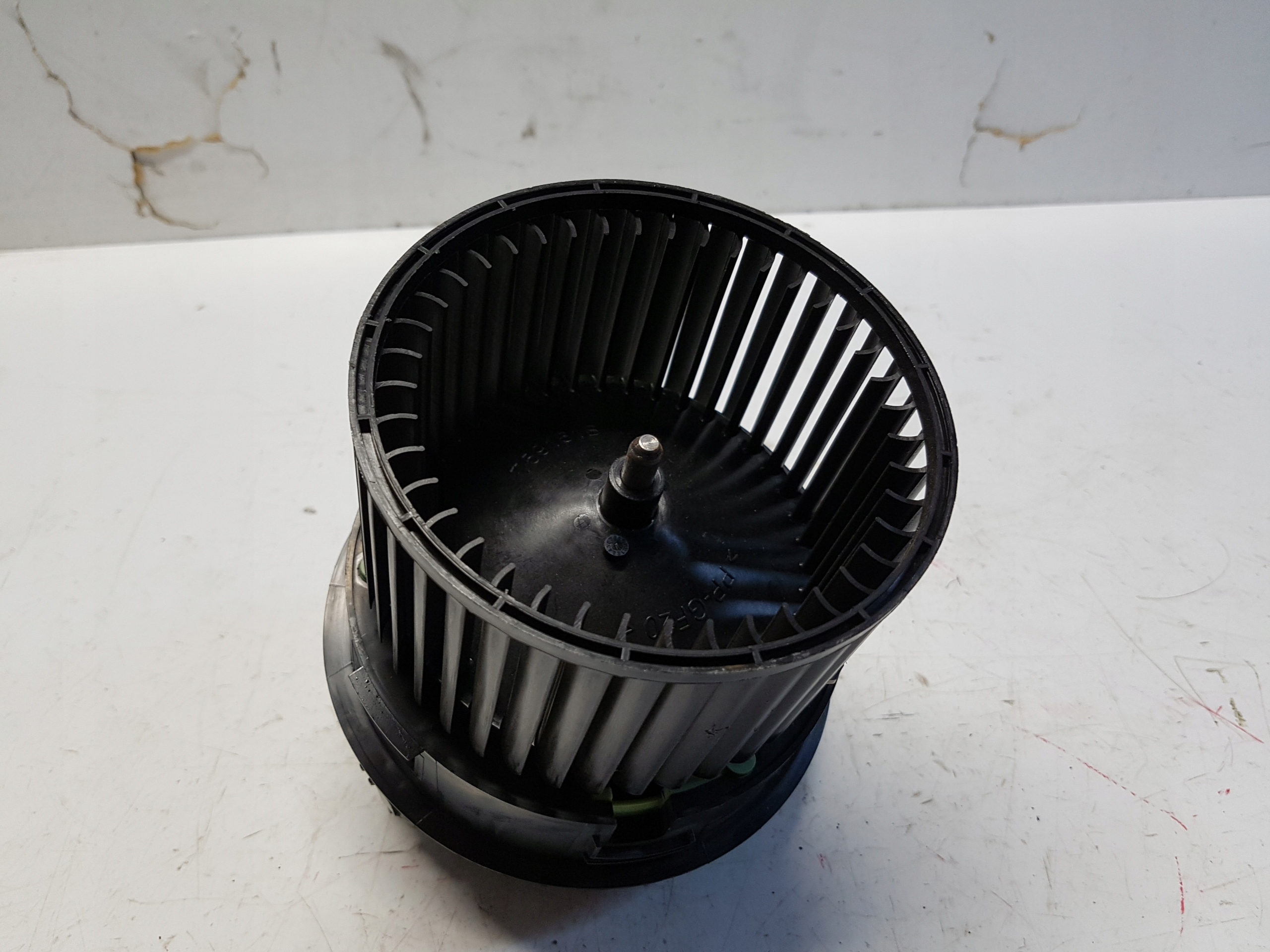 JUKE II 2 F16 0.9E ventilátor tOPENÍ klími