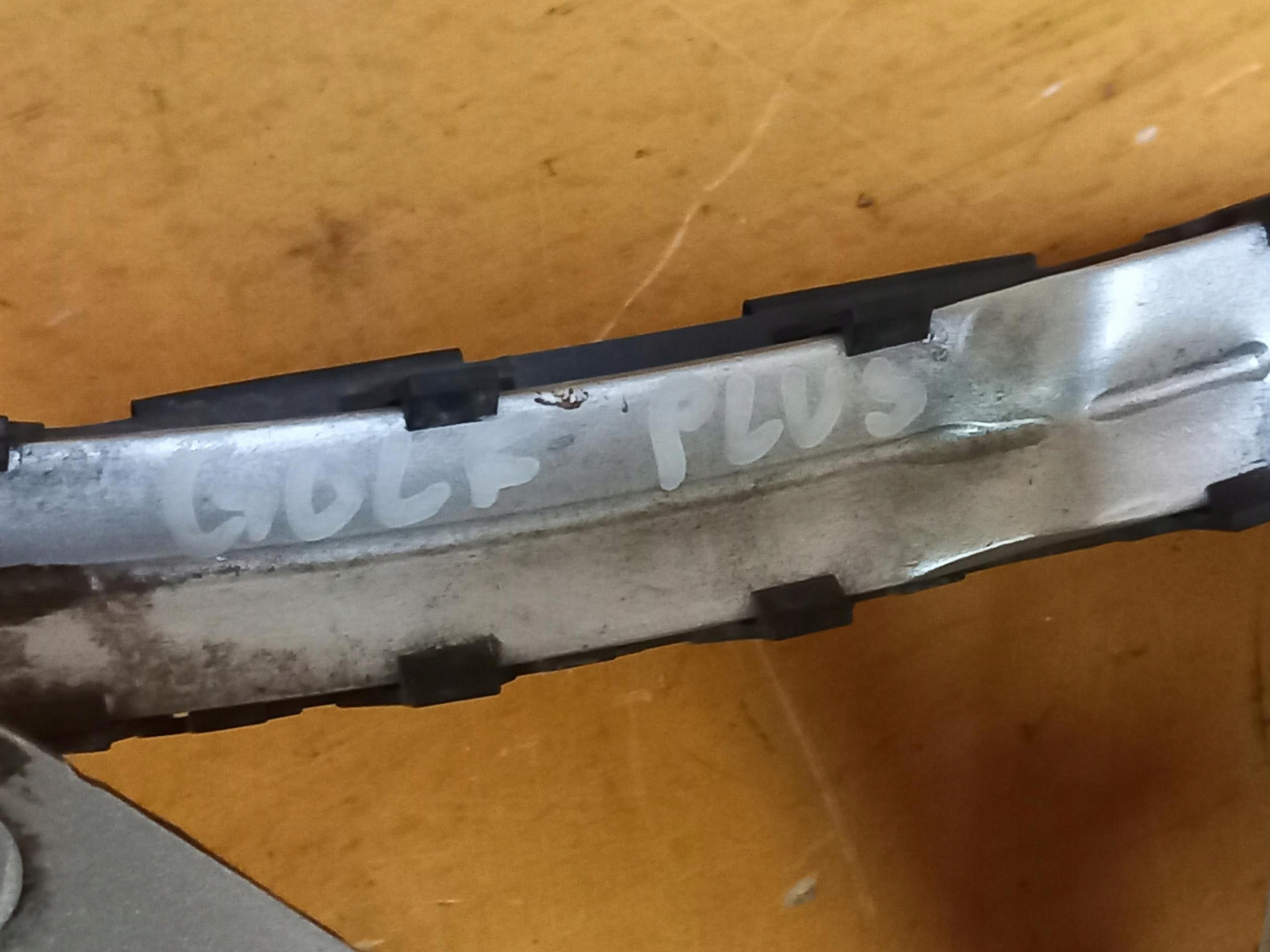 bonnet hinges KOMPLET VOLKSWAGEN GOLF plus LA7W 08-14