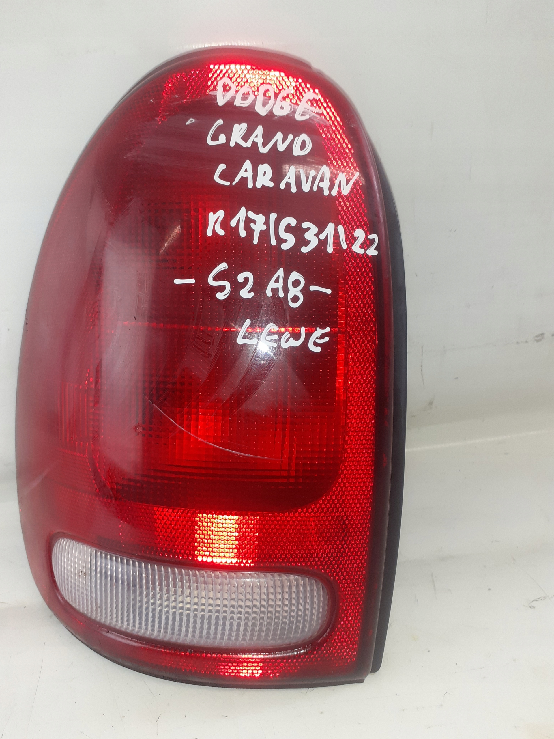light rear part rear DODGE CARAVAN 95-01 left