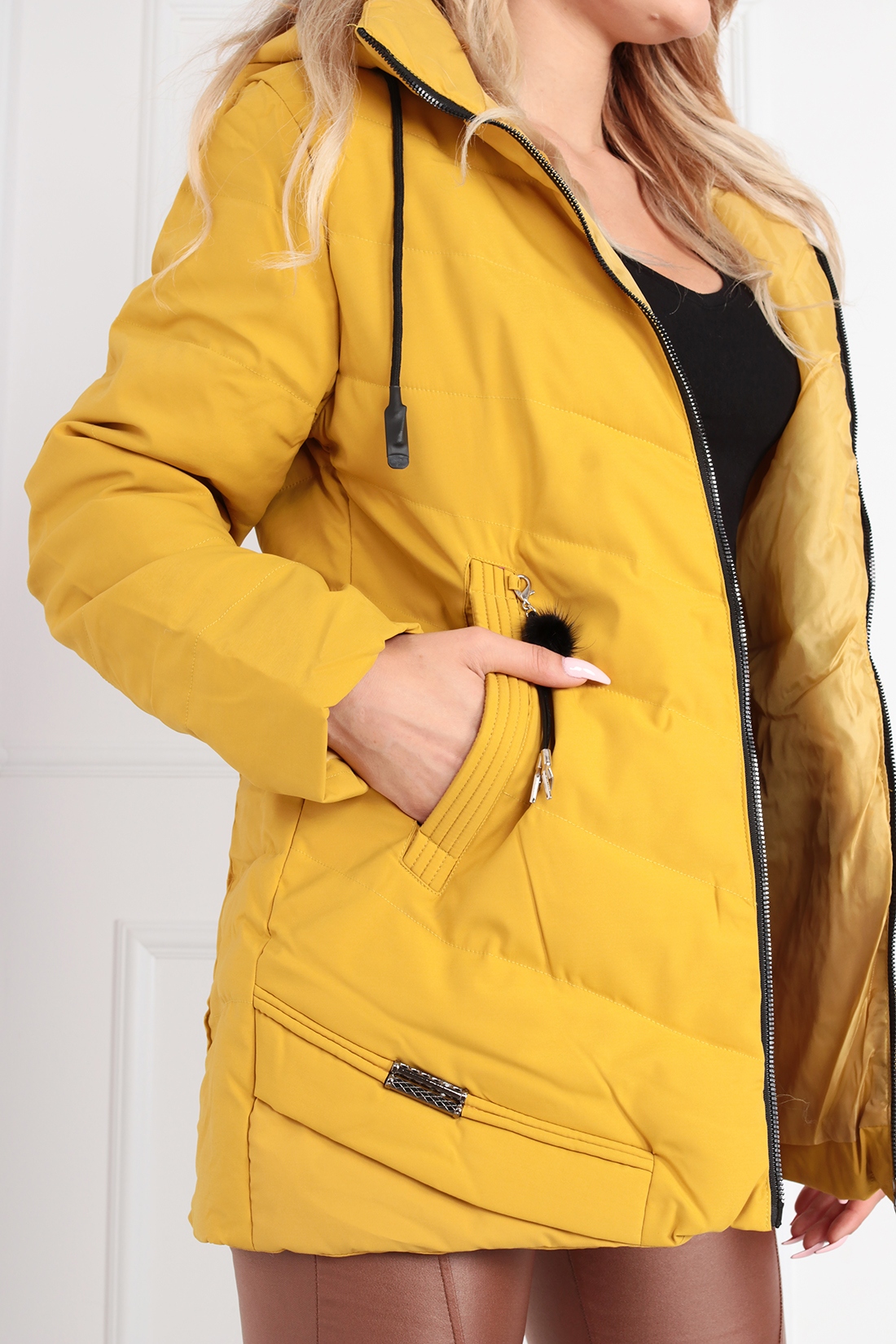 

Kurtka Pikowana Kaptur Plus Size Jesień 42 XL 1942