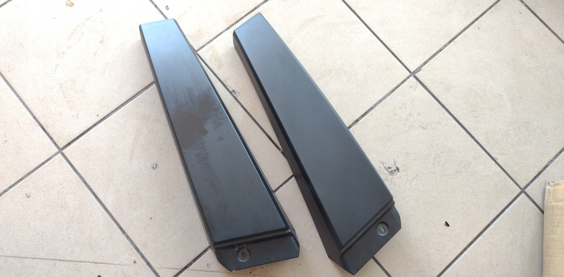 ОБШИВКА СТІЙКИ ПРАВА ЛІВА DACIA SANDERO III