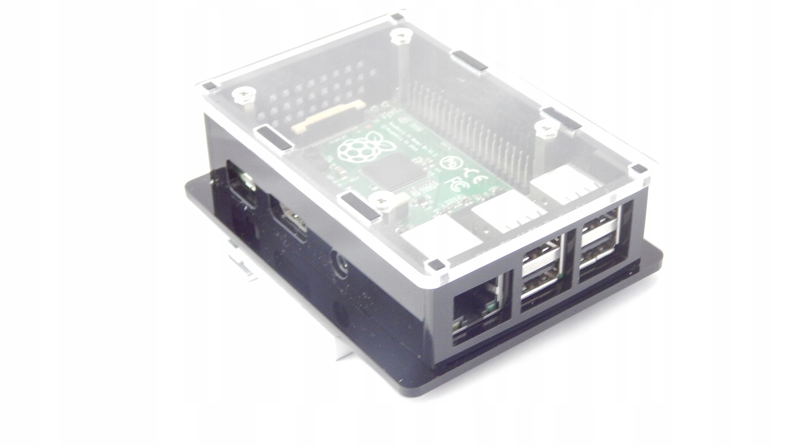 

Obudowa do Raspberry Pi model 3/2/B+ na szynę Din