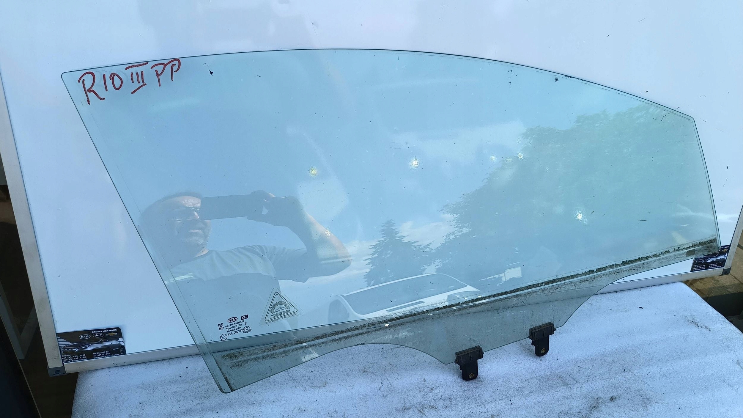 KIA RIO window door right front 2011-16R