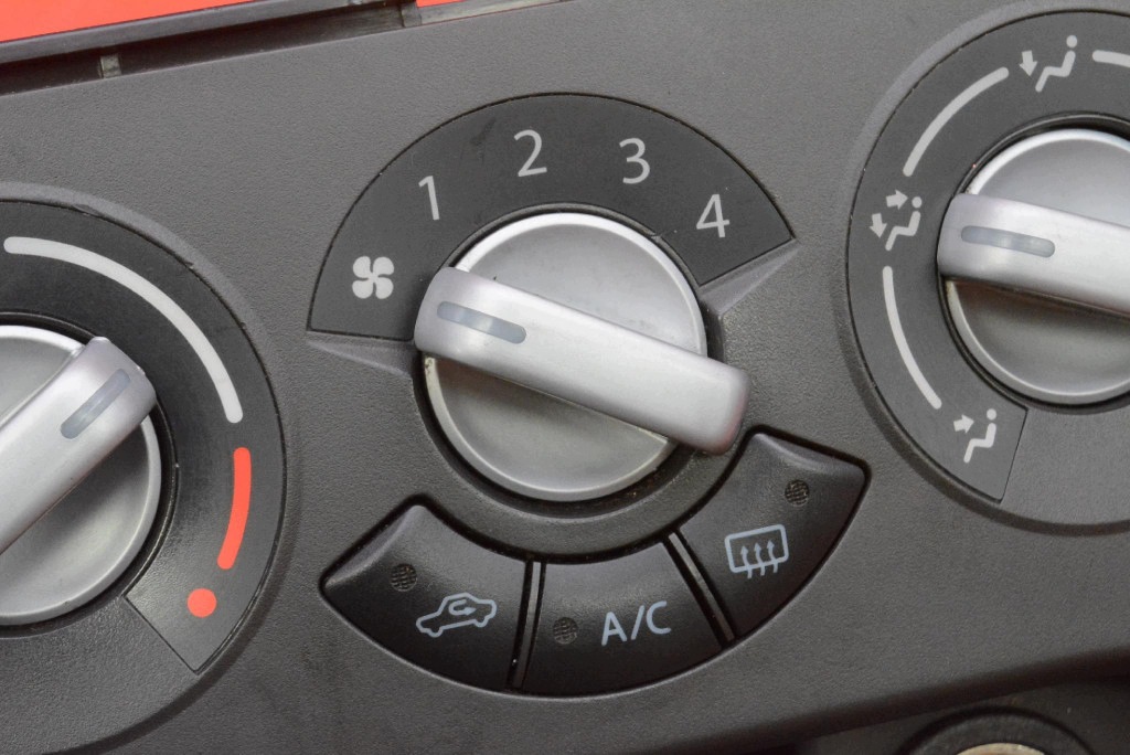 control panel air conditioning devices KLIMY SUZUKI SPLASH 08-12