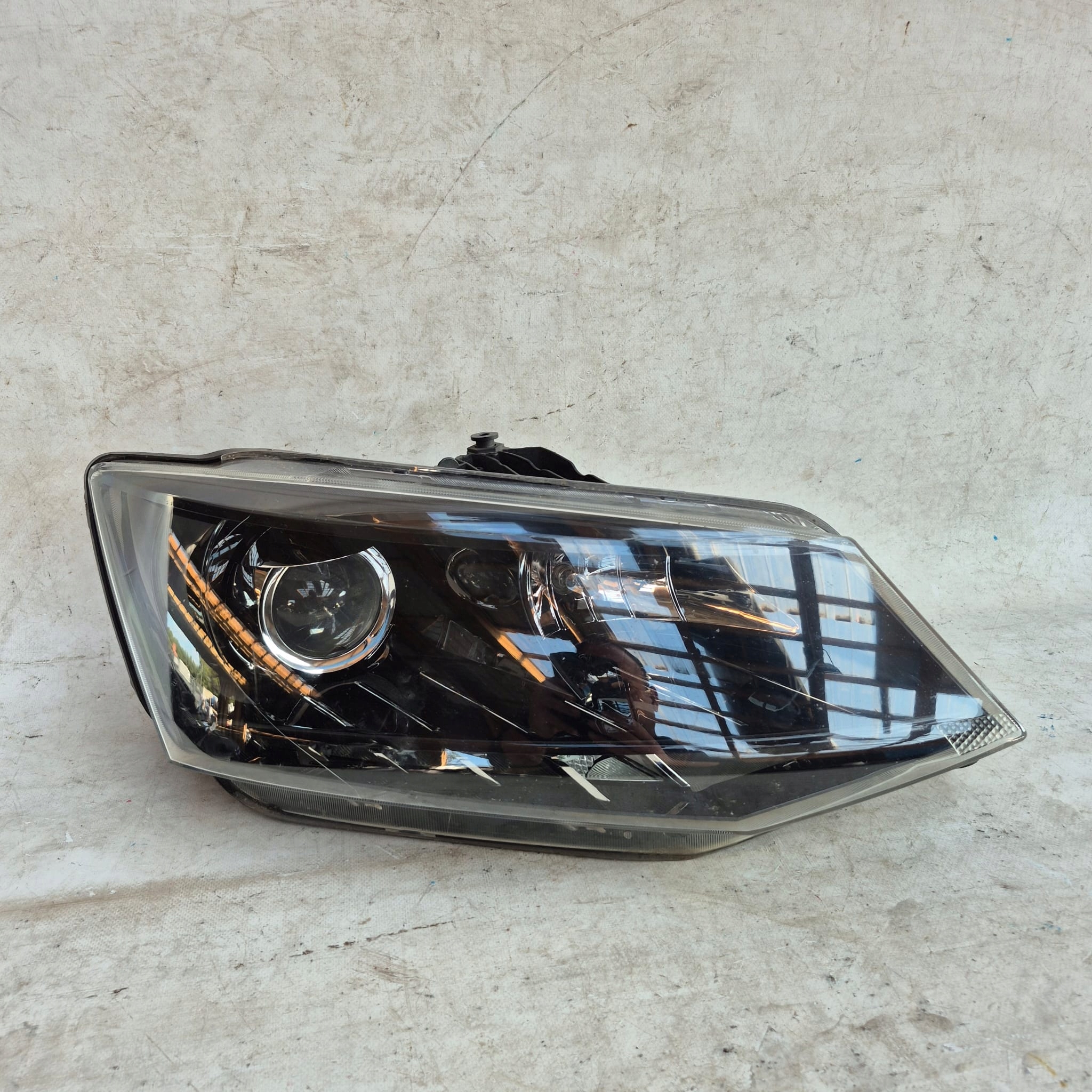 SKODA FABIA III 6V 6V1 14- light right front front lens 6V1941016A