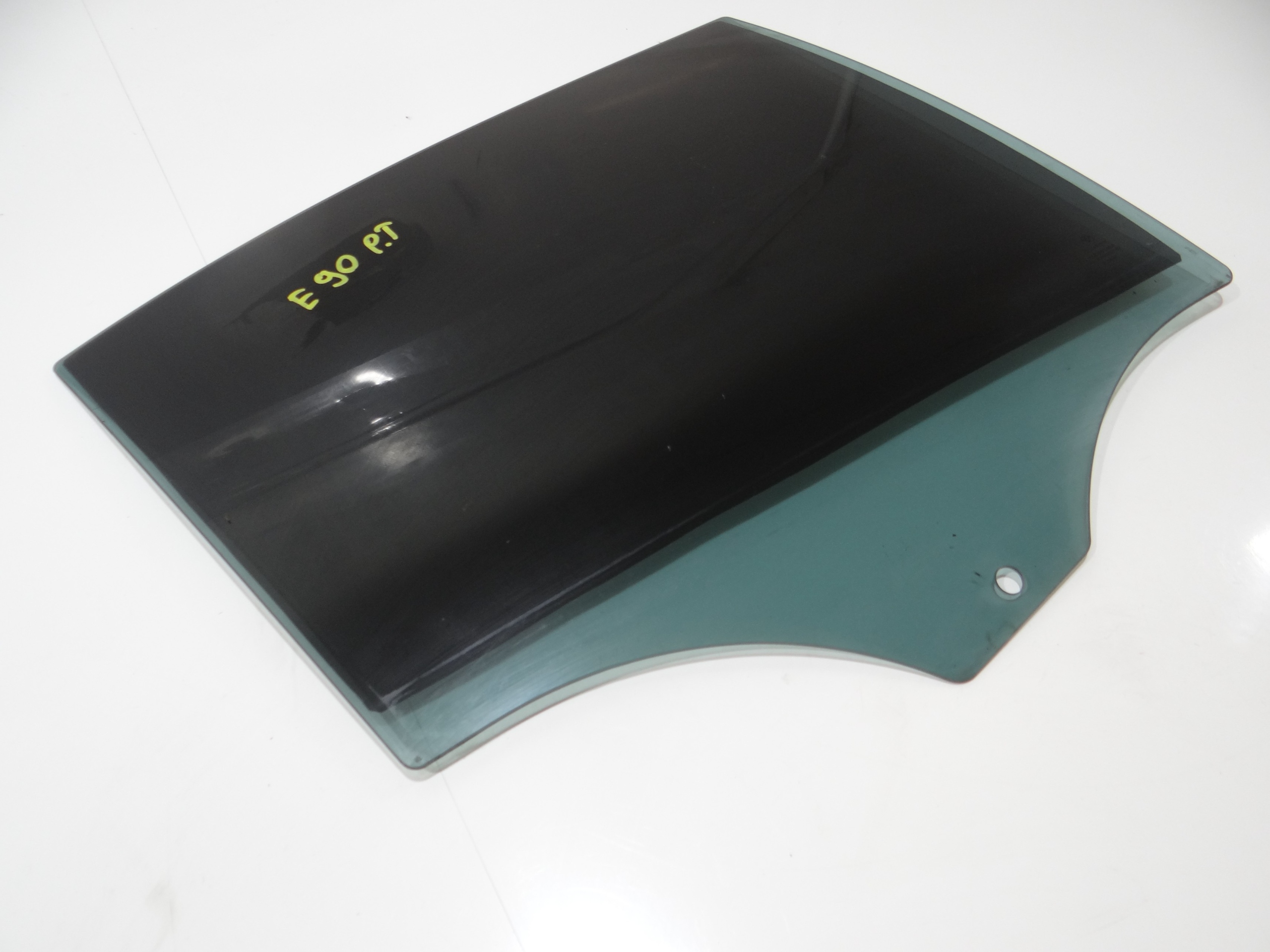 window side door right rear part BMW E90 (16932674)