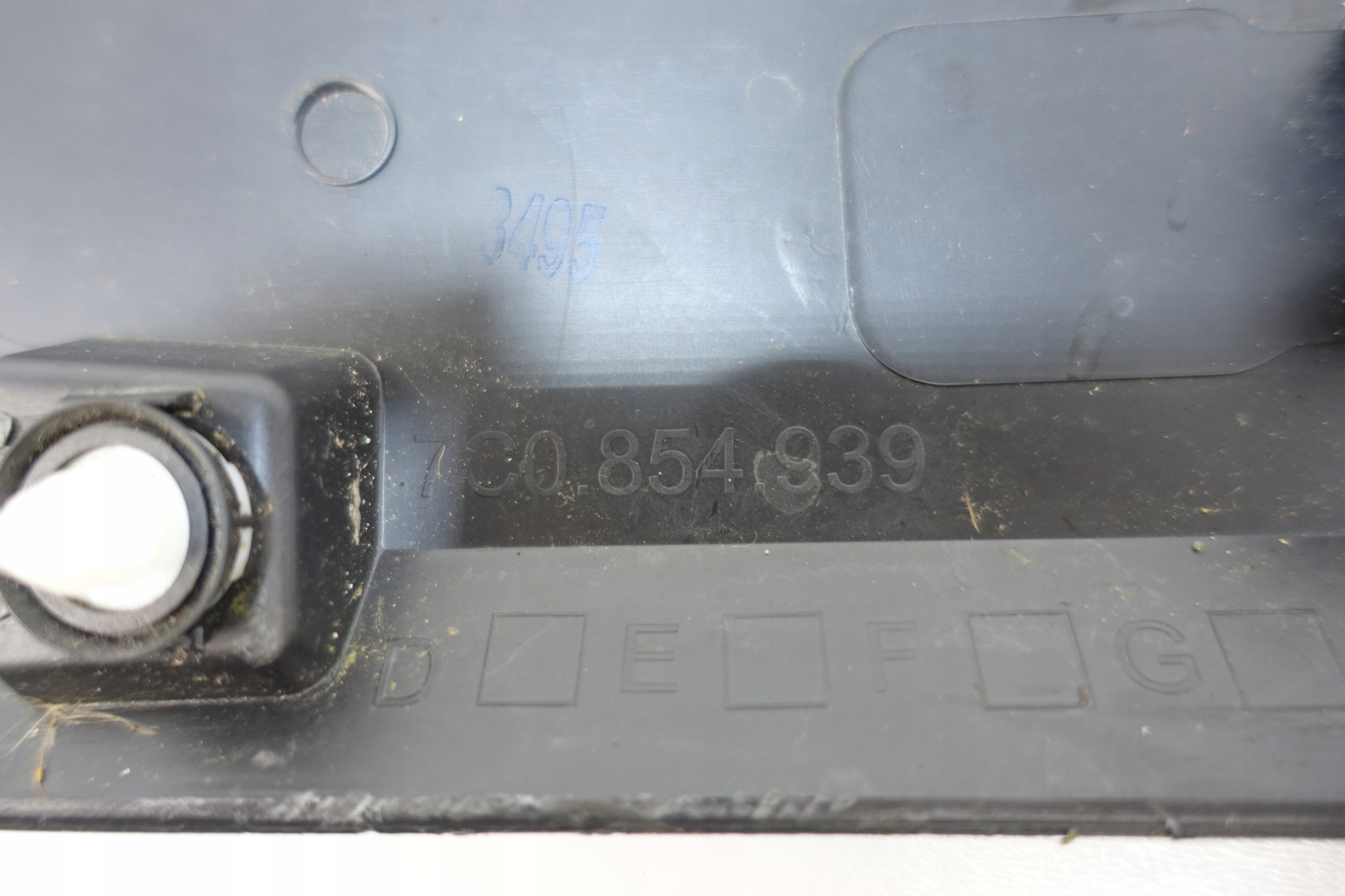 VW CRAFTER II 2016- moulding door left front 7C0854939